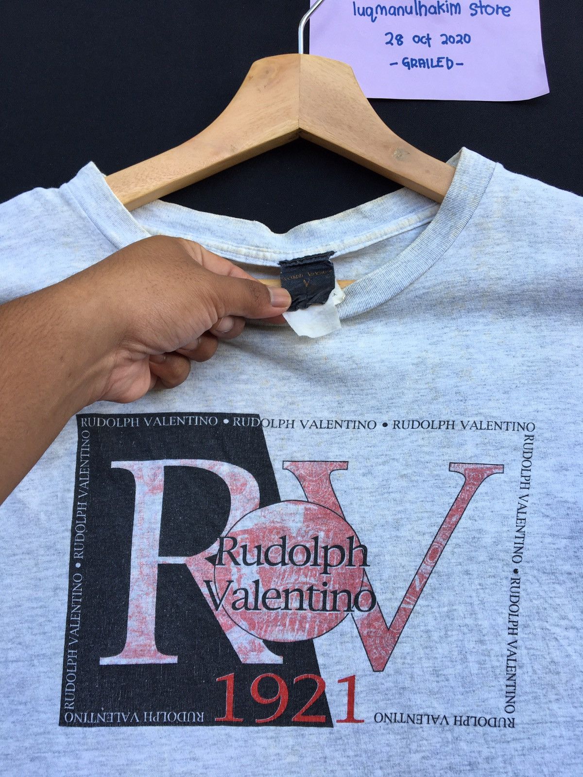 Valentino Vintage Rudolph Valentino Big Logo Spellout Tshirt Size US XL / EU 56 / 4 - 7 Thumbnail