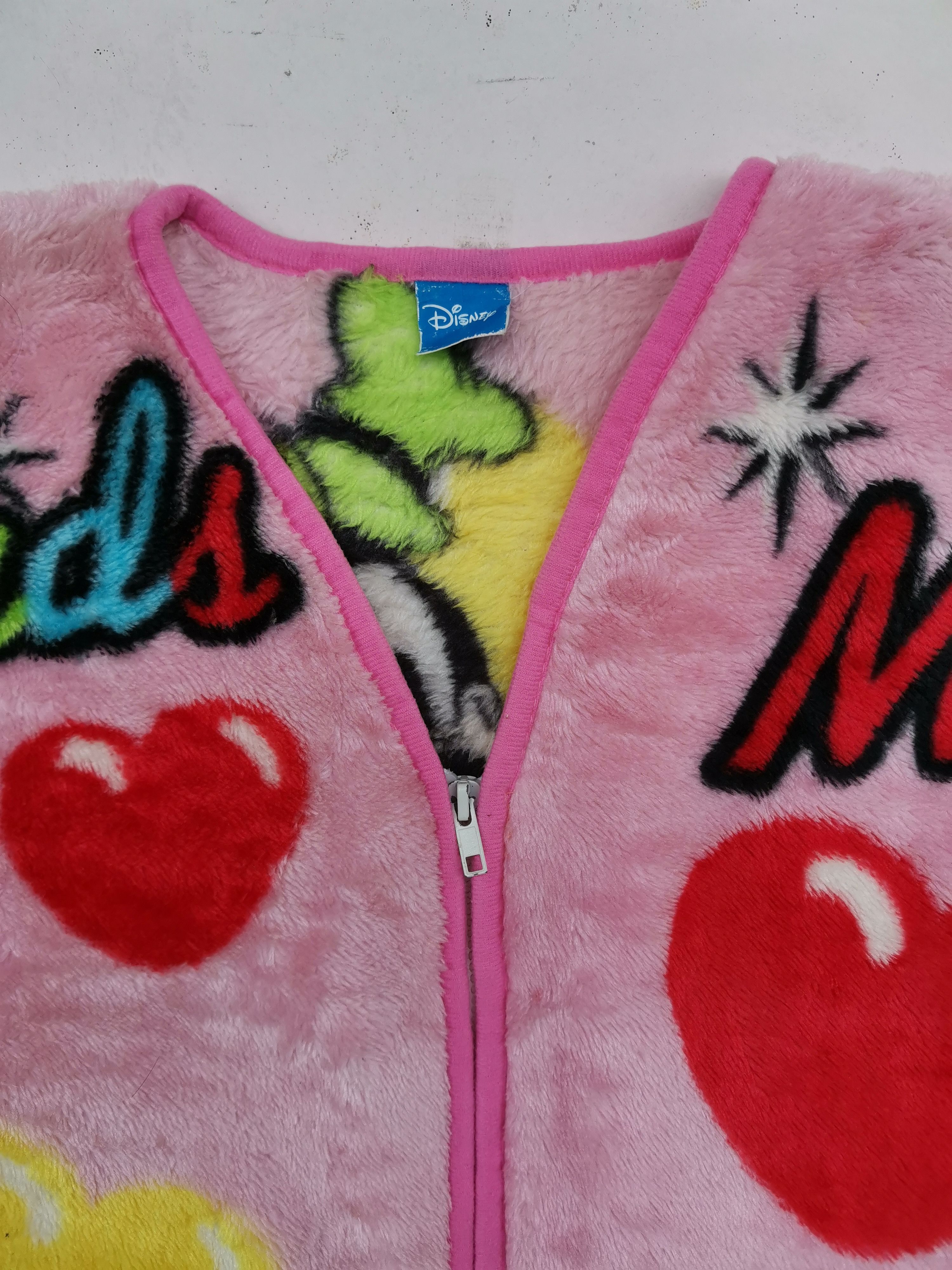 Disney Rare!!! Disney Mickey Mouse and Friends Vest Fleece Size US L / EU 52-54 / 3 - 5 Thumbnail