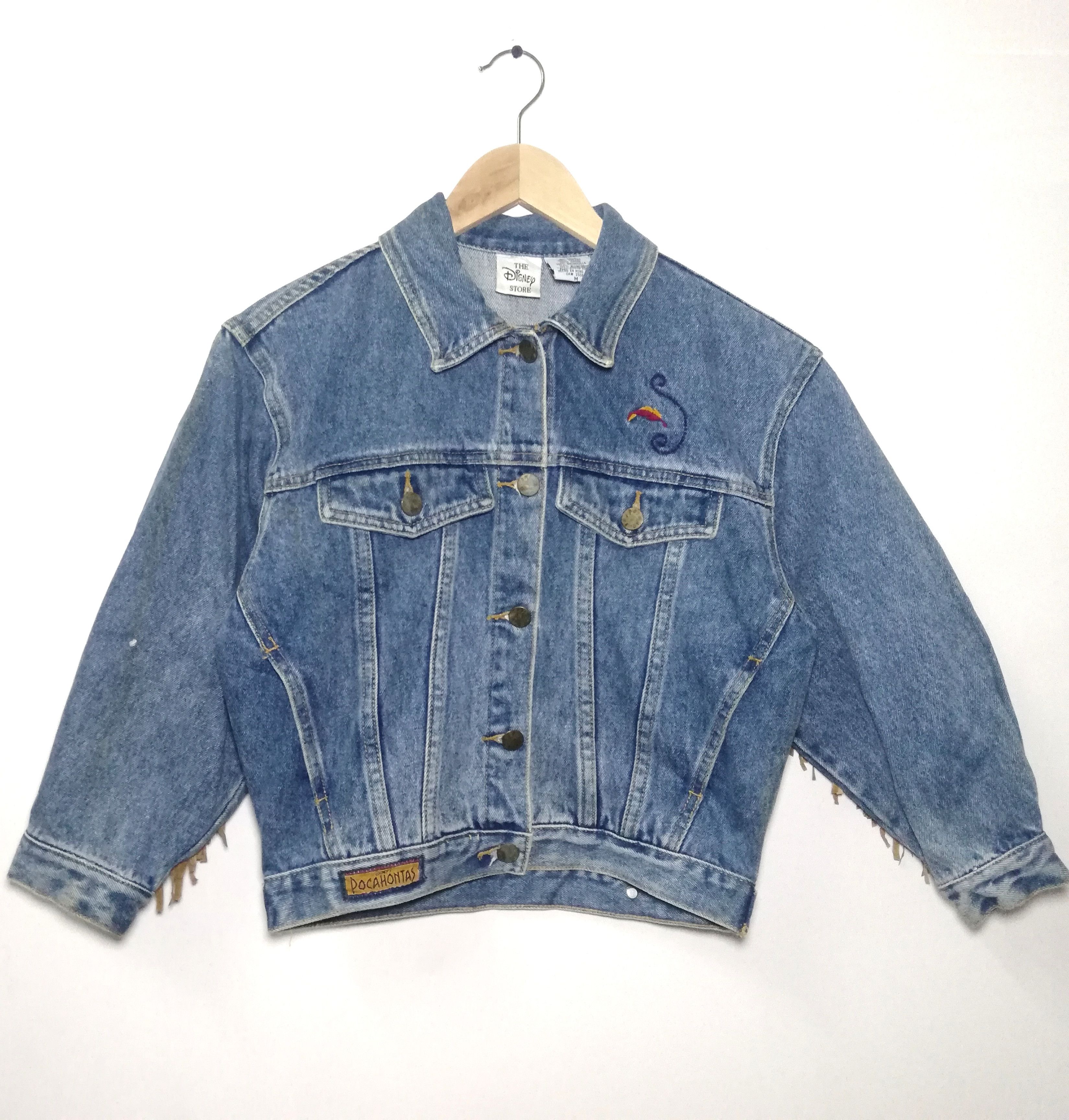 Disney × Japanese Brand × Vintage Vintage Denim Jacket Disney Pocahontas 1995 Size US M / EU 48-50 / 2 - 5 Thumbnail