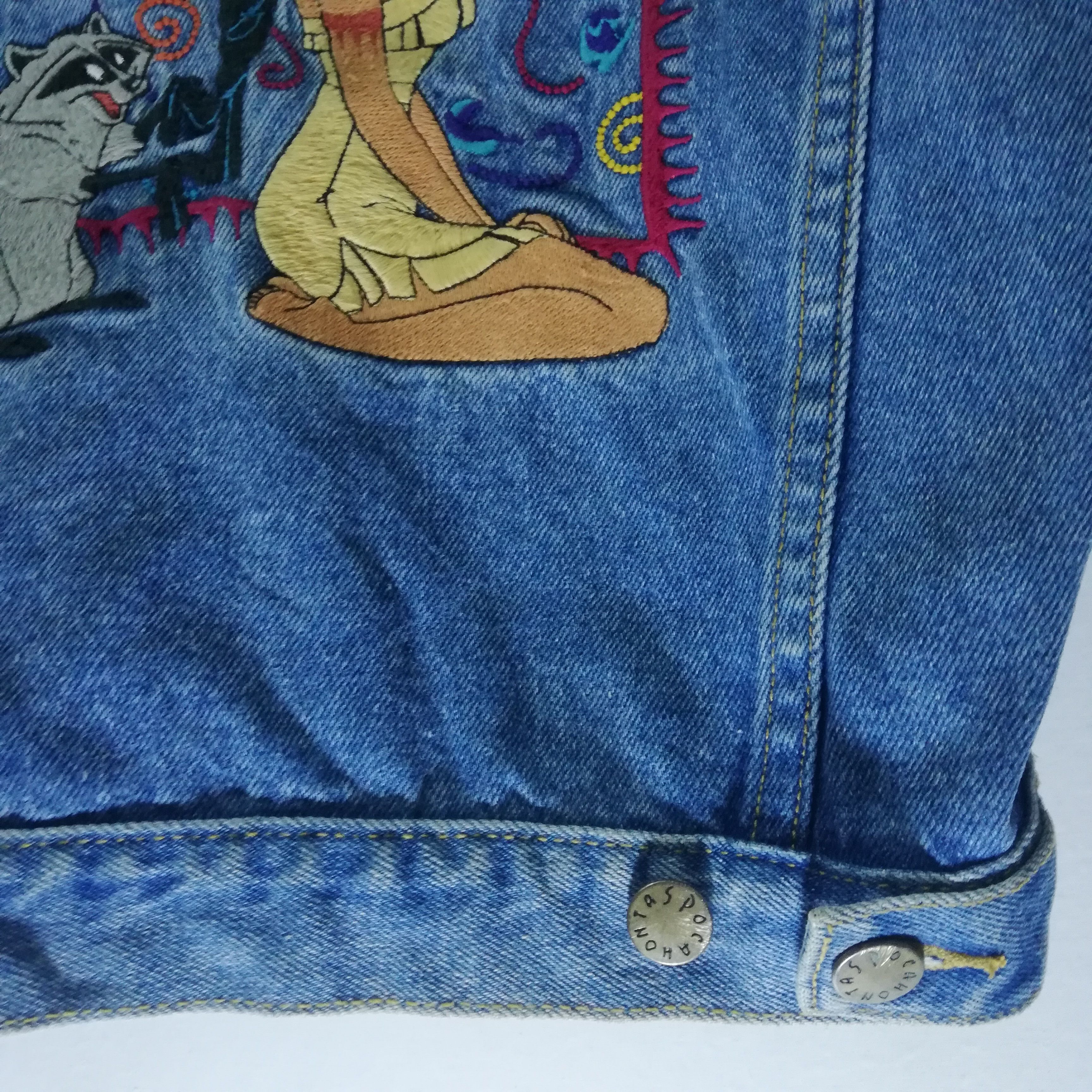 Disney × Japanese Brand × Vintage Vintage Denim Jacket Disney Pocahontas 1995 Size US M / EU 48-50 / 2 - 4 Thumbnail