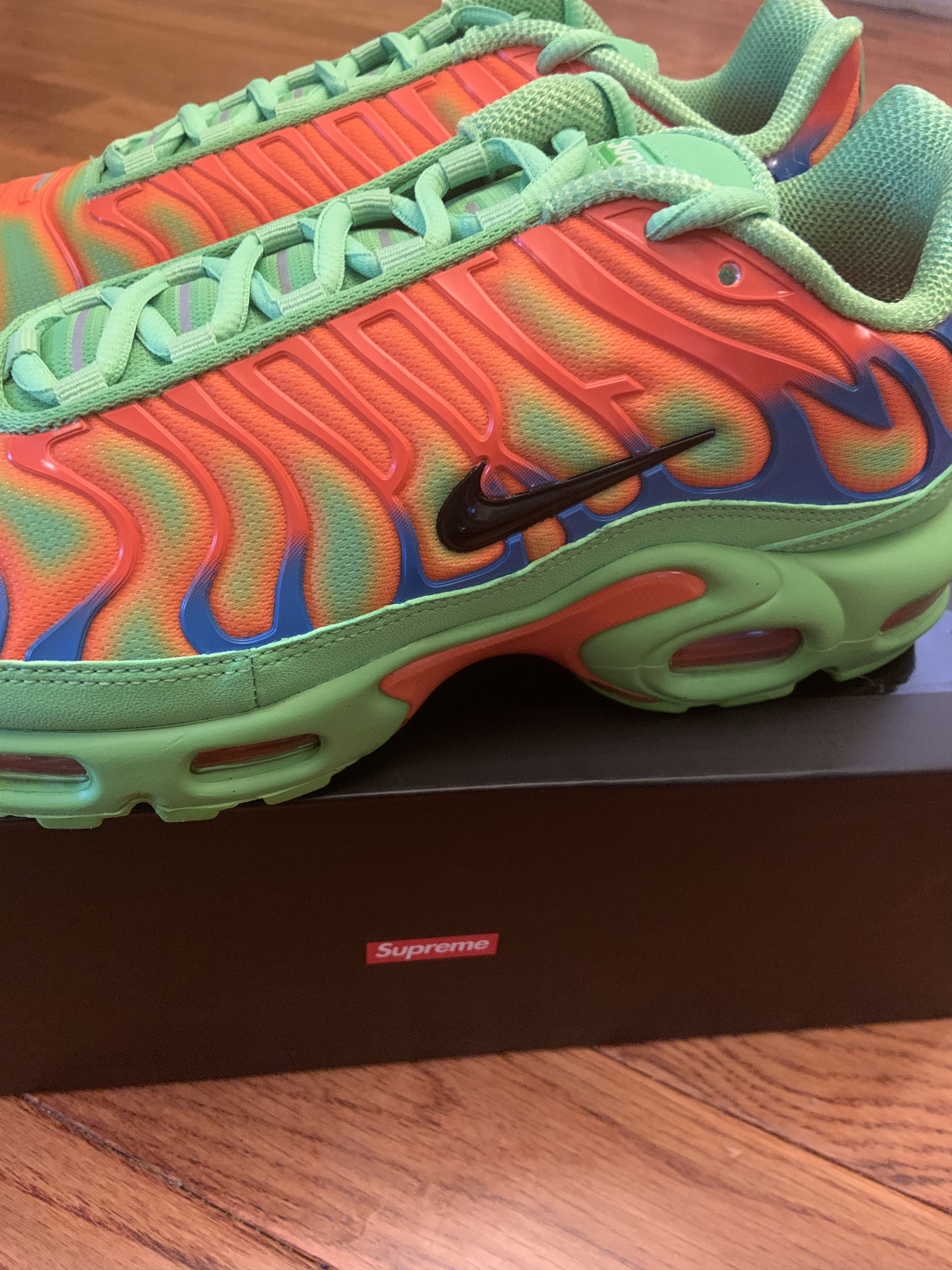 Supreme X Nike Air Max Plus TN Green DS