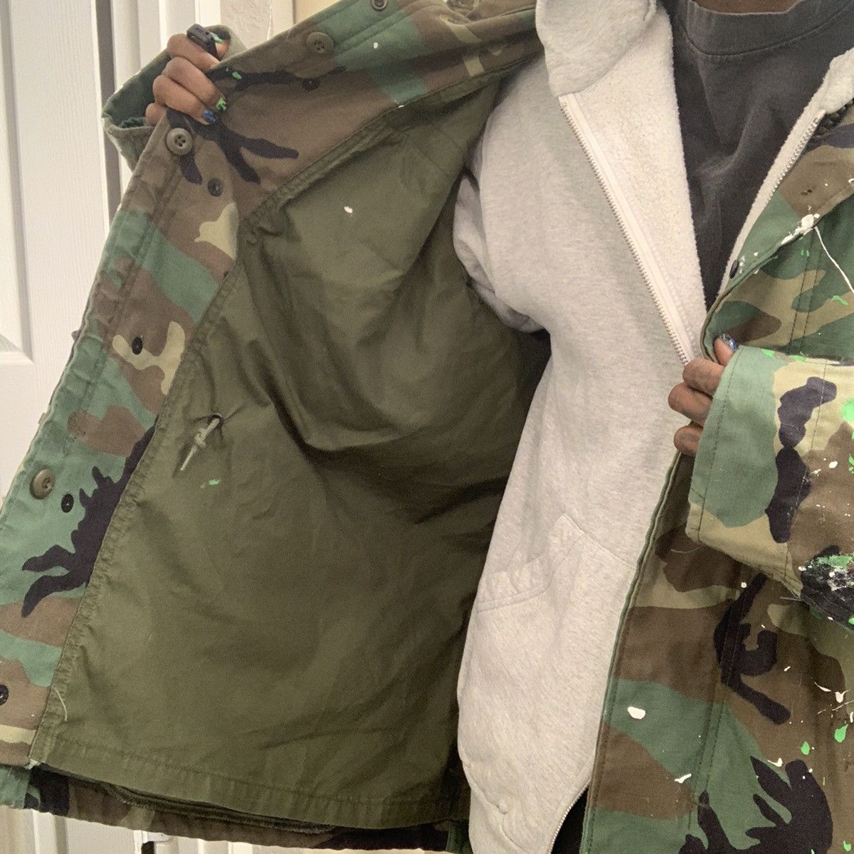 Vintage Vtg lined Army field coat with paint splatter Size US L / EU 52-54 / 3 - 5 Thumbnail