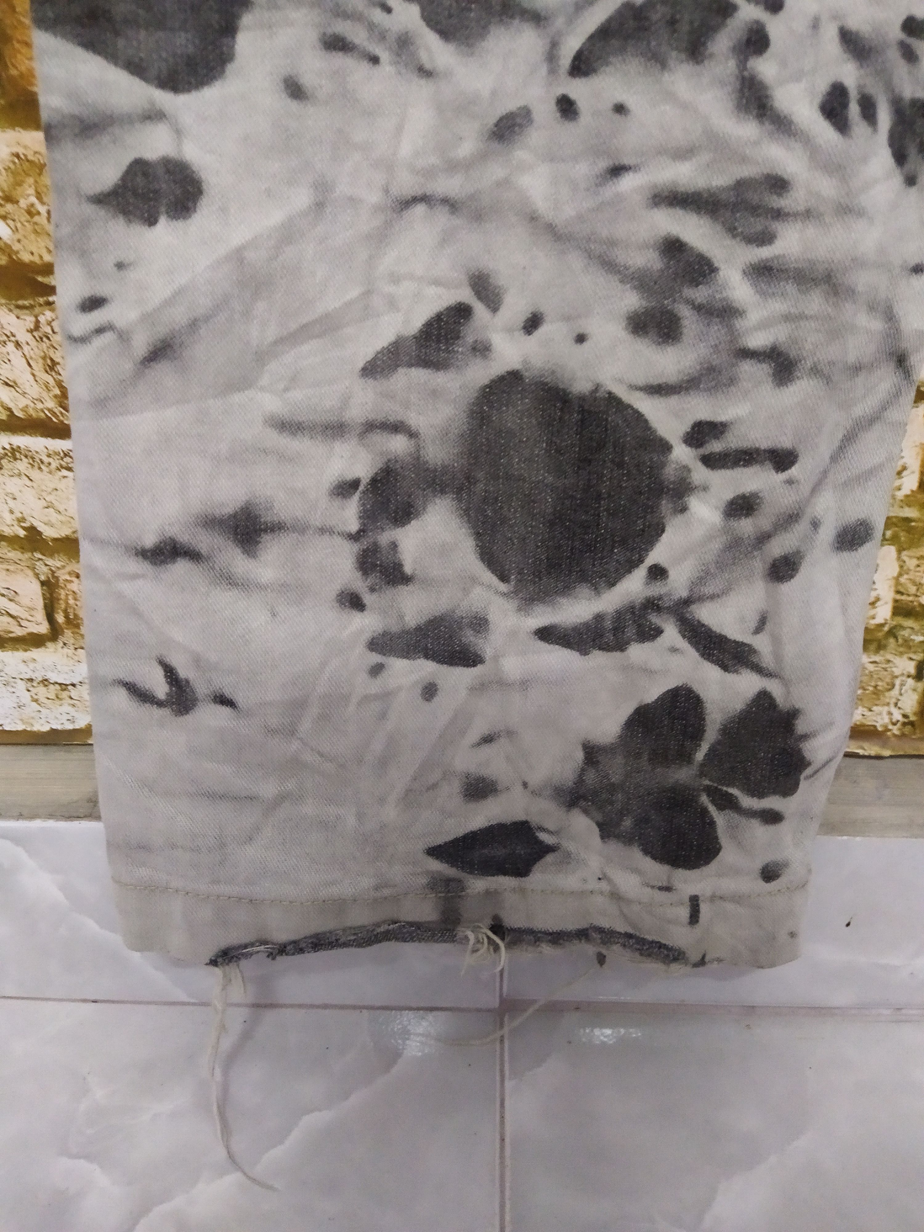 KARL KANI ACID WASHED DENIM ZEBRA (B635)