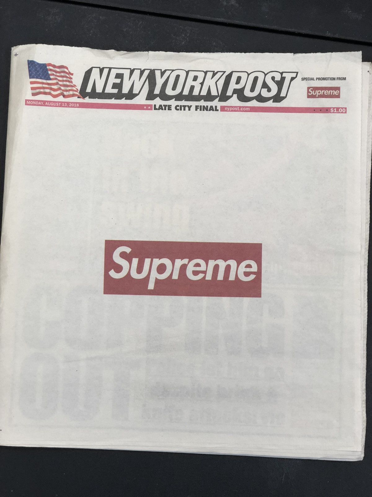 Supreme Newspaper Size ONE SIZE - 2 Thumbnail