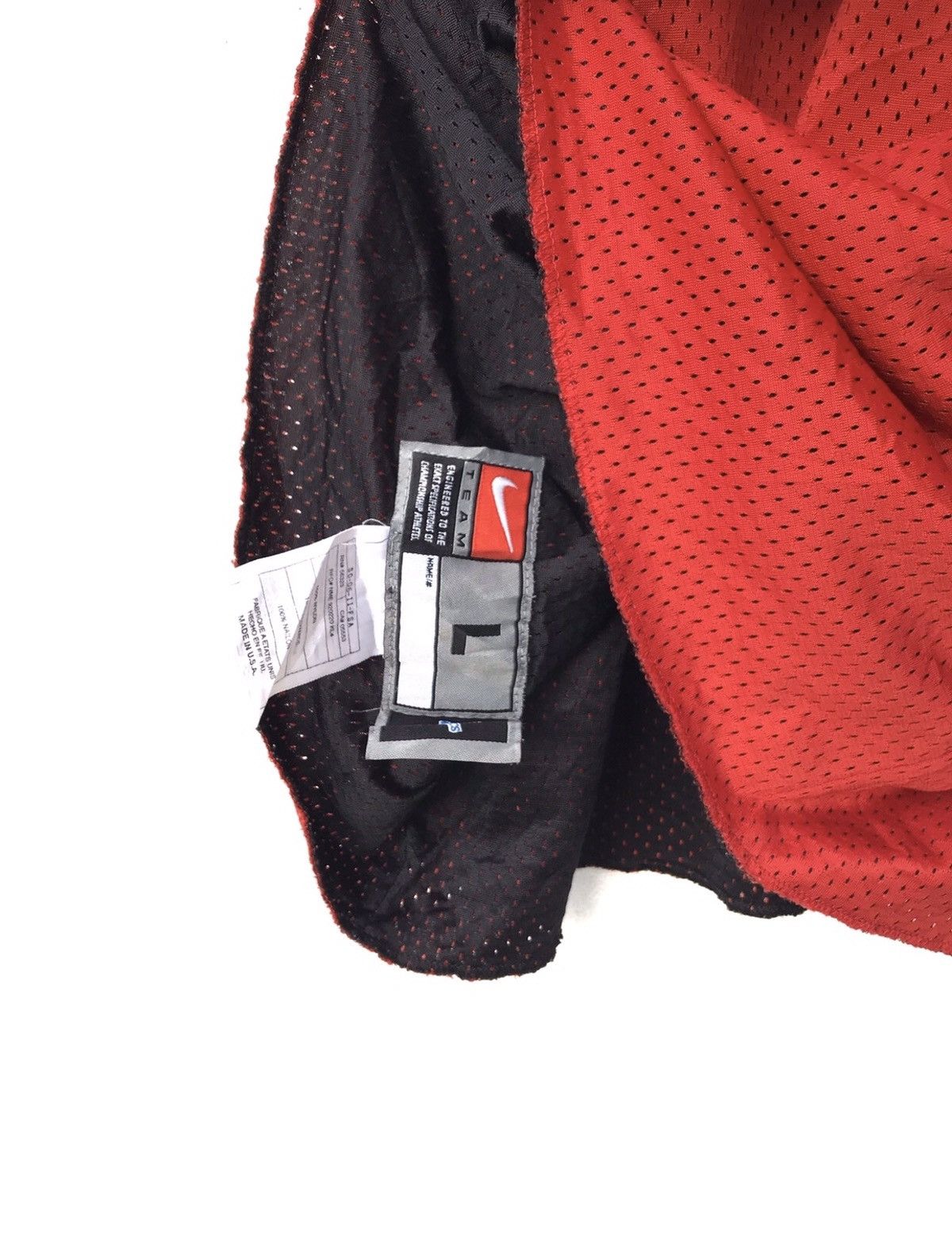 NBA × Nike Vintage Nike Miami Heat Basketball Jersey Size US L / EU 52-54 / 3 - 5 Thumbnail