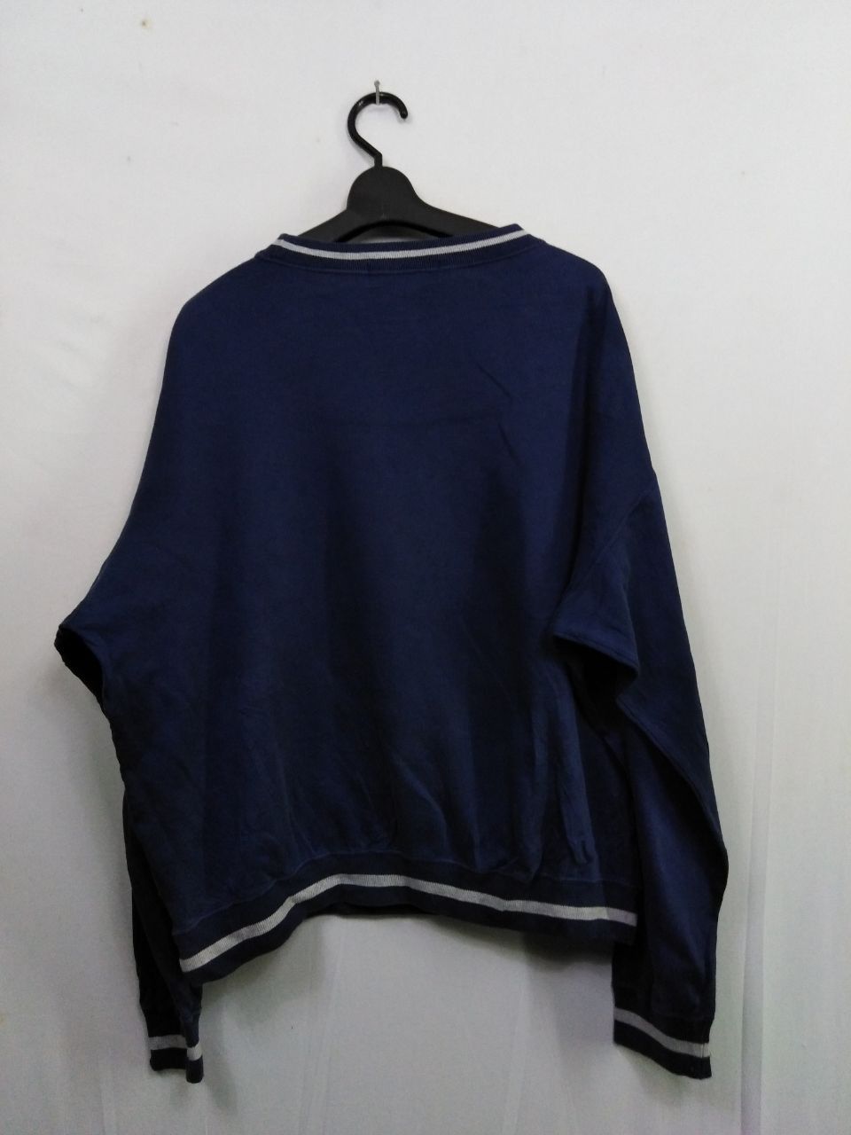 Disney × Mickey Mouse × Vintage MICKEY AND FRIENDS EMBOIDERED DISNEY SPORTS SWEATSHIRT Size US L / EU 52-54 / 3 - 3 Thumbnail
