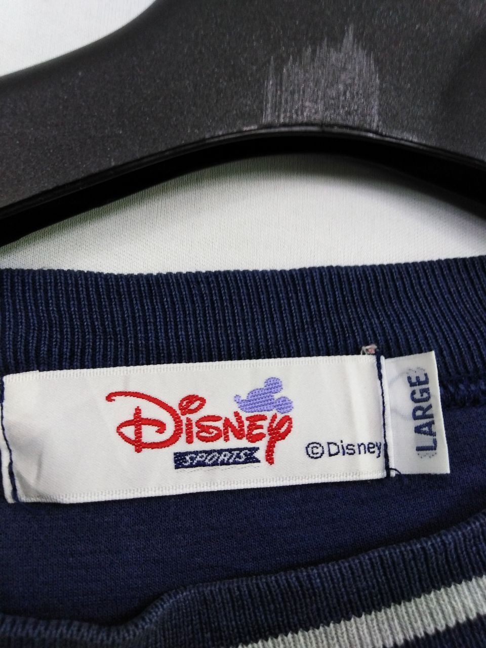 Disney × Mickey Mouse × Vintage MICKEY AND FRIENDS EMBOIDERED DISNEY SPORTS SWEATSHIRT Size US L / EU 52-54 / 3 - 4 Thumbnail