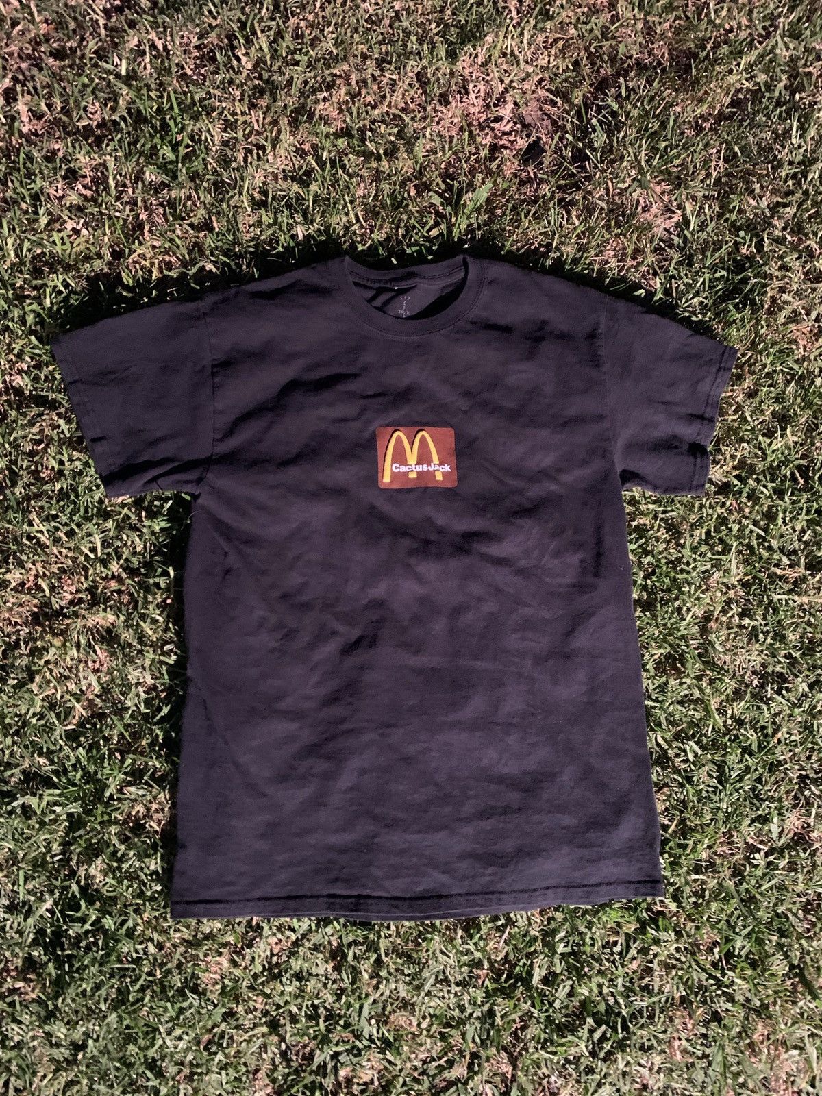 Travis Scott McDonald's★トラヴィス Sesame Black Tシャツ Cactus Jack by Travis Scott | Shirts | Travis Scott