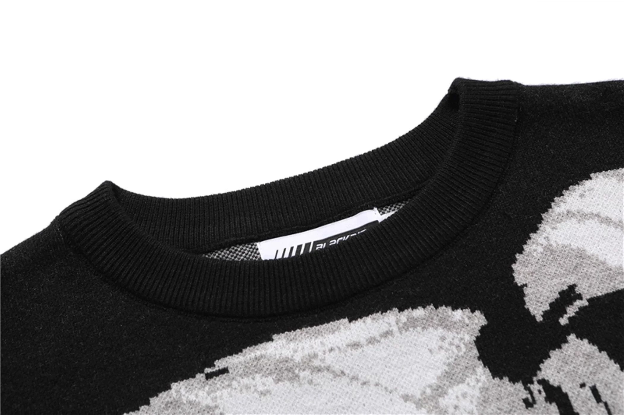 Vintage Black Anime Graphic Knitted Sweater Size US L / EU 52-54 / 3 - 4 Thumbnail