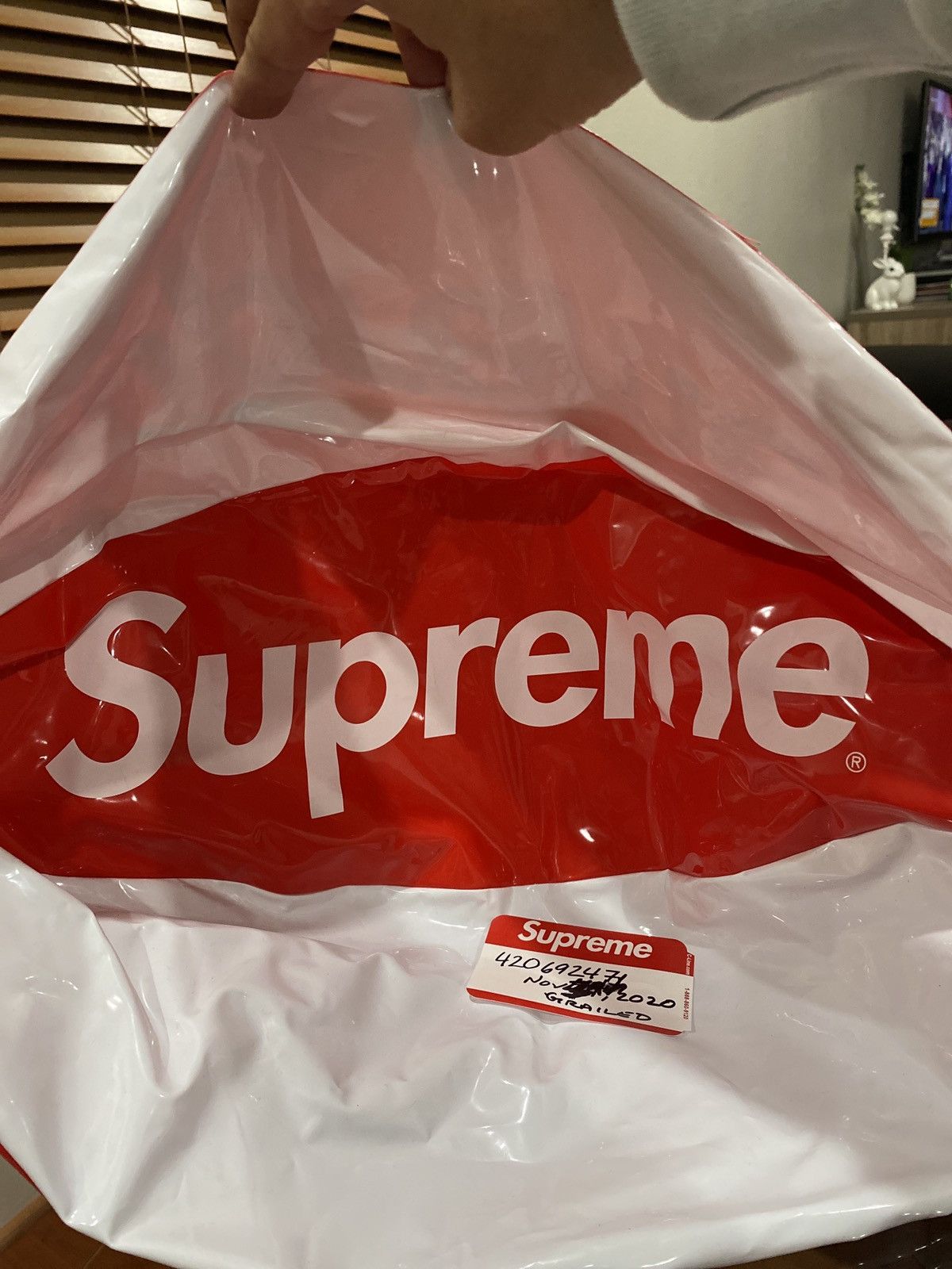 Supreme beach ball sales