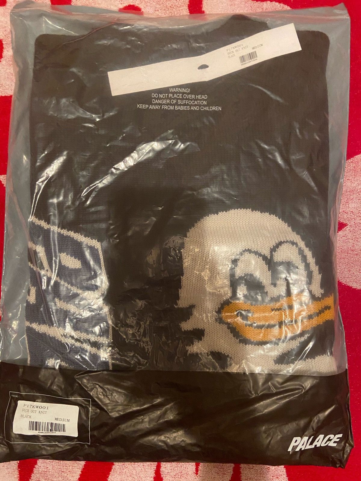 Palace Palace Duck Out Knit (Black) size Medium Size US M / EU 48-50 / 2 - 2 Thumbnail