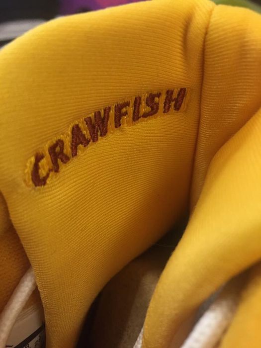 Crawfish 9s hot sale