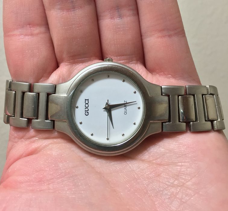 Gucci 90001 outlet watch