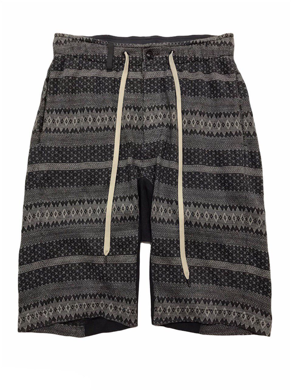 Attachment Kazuyuki Kumagai Jacquard Shorts Size US 30 / EU 46 - 1 Thumbnail