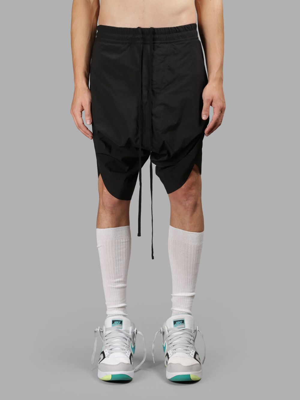 Julius Julius Niløs 17SS Twisted Crotch Shorts Size US 32 / EU 48 - 1 Thumbnail