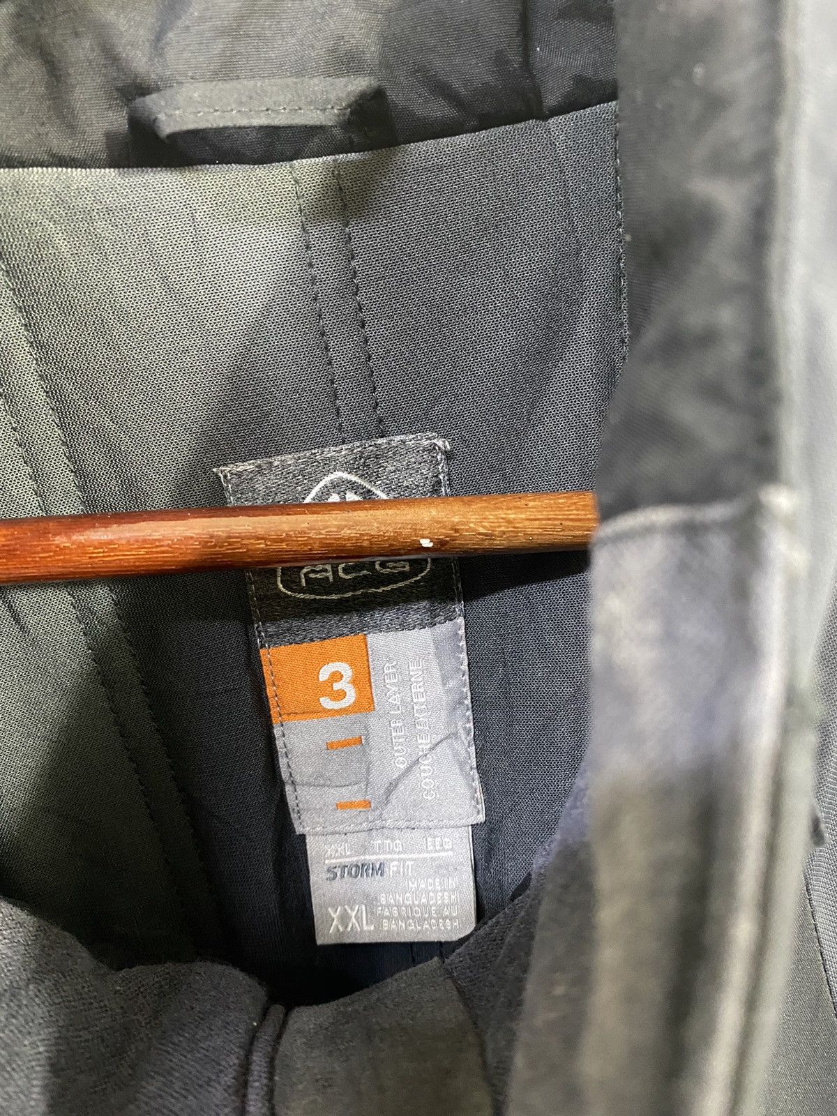 Nike ACG Nike AGC Padded Jacket Two Tone Color Design Nice Design Size US XL / EU 56 / 4 - 4 Thumbnail