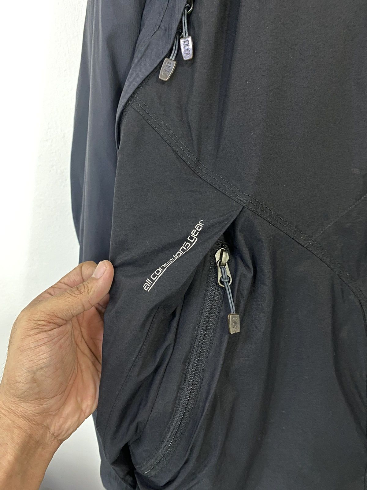 Nike ACG Nike AGC Padded Jacket Two Tone Color Design Nice Design Size US XL / EU 56 / 4 - 11 Thumbnail