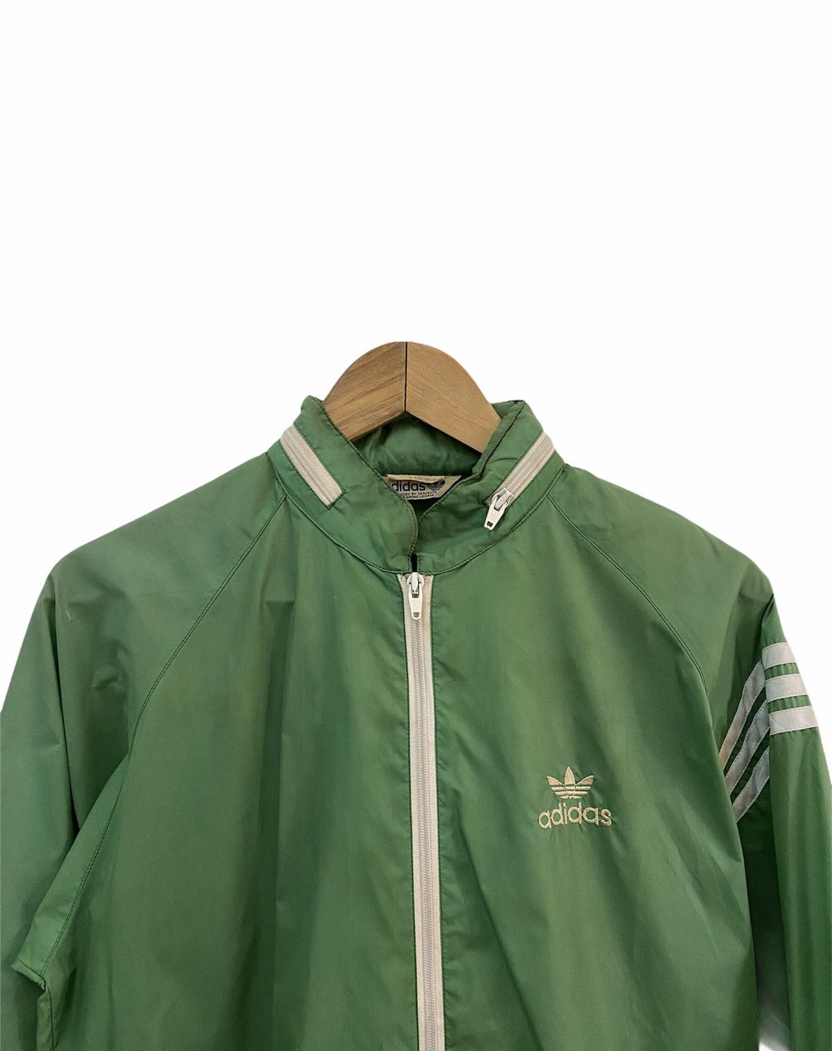 Adidas Vintage Adidas Japan Rare Green Windbreaker Jacket Size US S / EU 44-46 / 1 - 2 Thumbnail