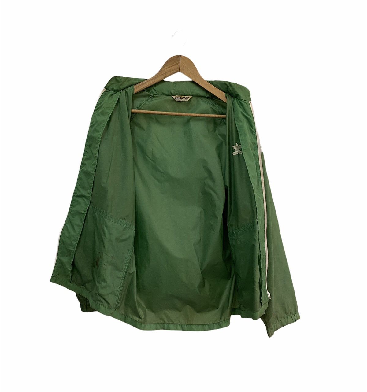 Adidas Vintage Adidas Japan Rare Green Windbreaker Jacket Size US S / EU 44-46 / 1 - 8 Thumbnail