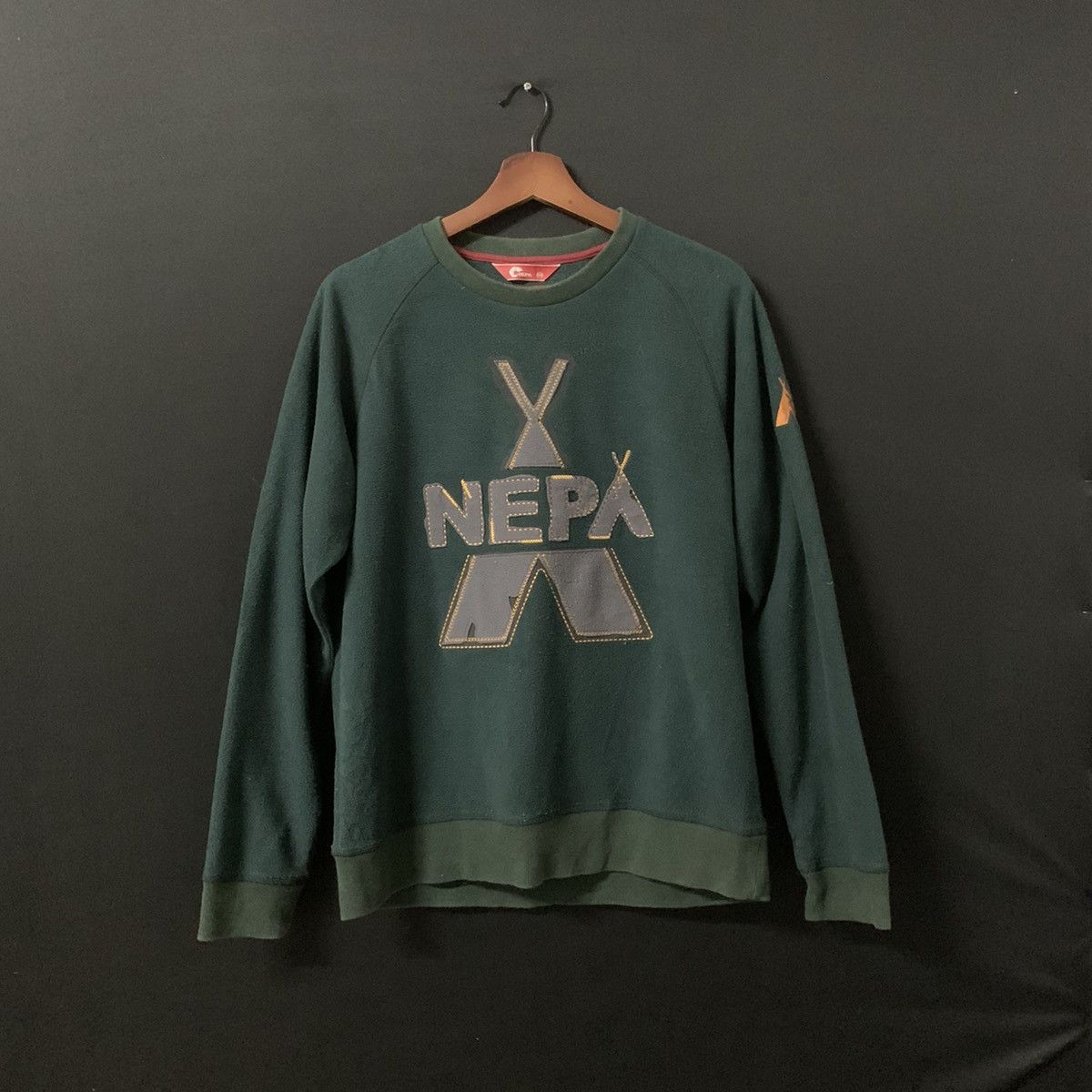 Japanese Brand Nepa Big Logo Spell Out Hiking Crewneck Sweater Medium Size Size US M / EU 48-50 / 2 - 1 Thumbnail