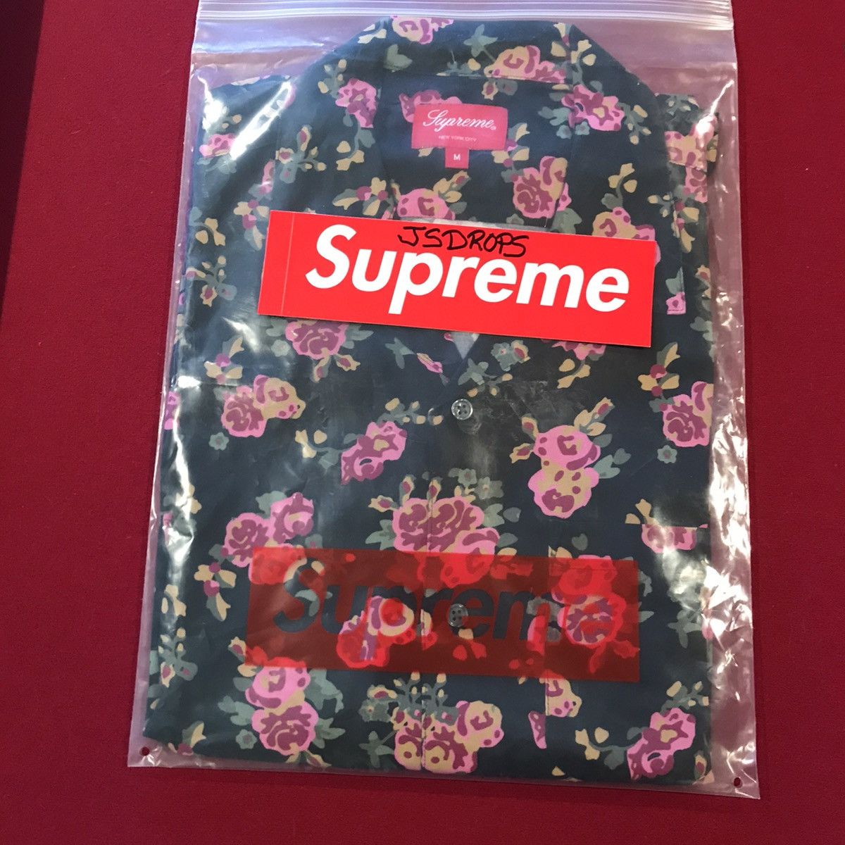 Supreme Supreme Floral Rayon Short Sleeve Shirt in Black Size US M / EU 48-50 / 2 - 1 Thumbnail