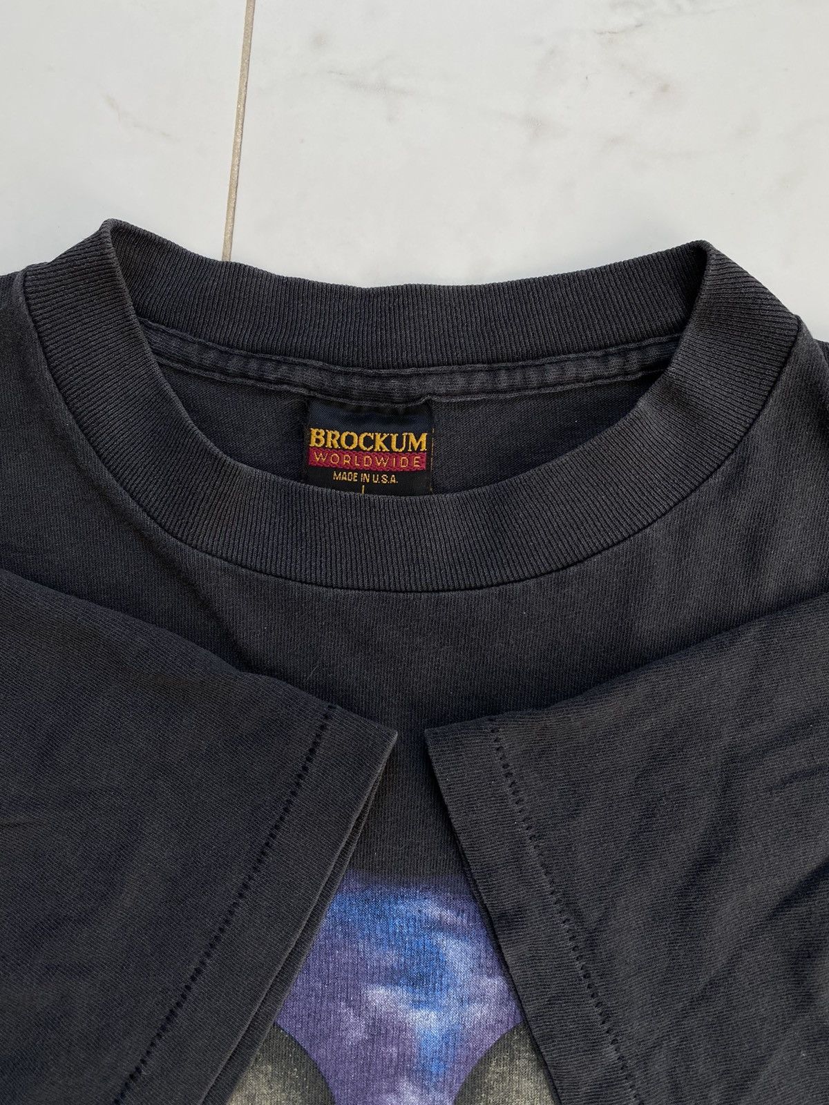 Pink Floyd × Vintage Vintage 1994 Pink Floyd Division Bell Tour Tee Size US L / EU 52-54 / 3 - 6 Thumbnail