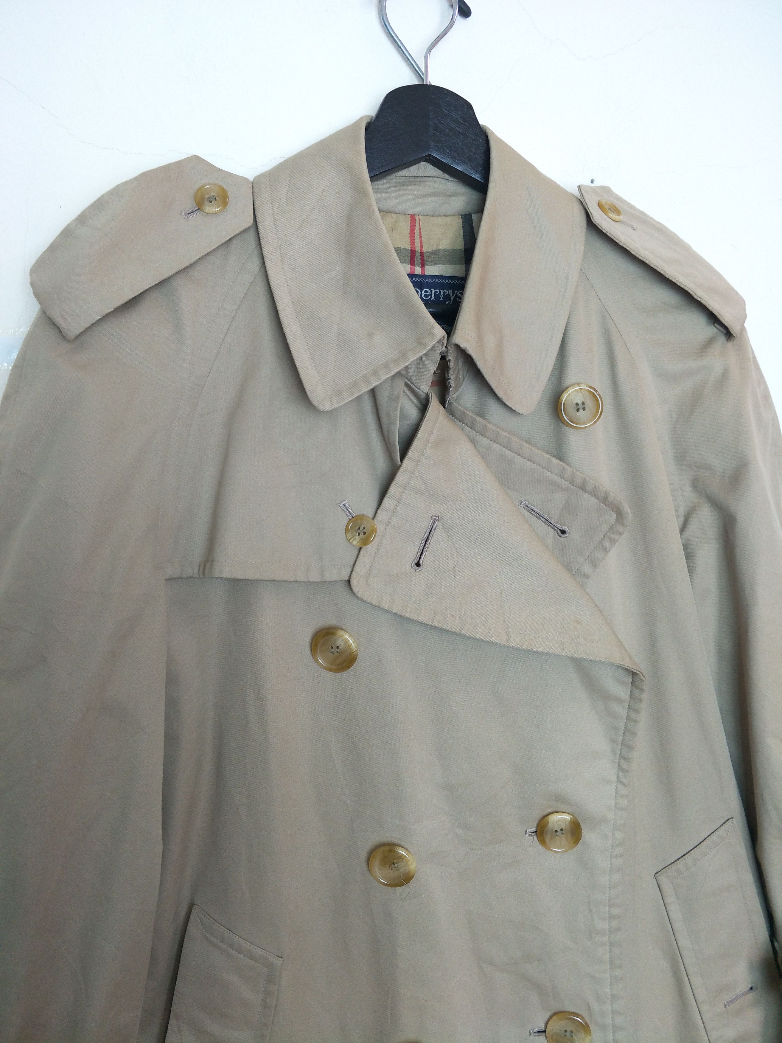 Burberry Made In England Double Breast Trench Coat Nova Check Lining Size US M / EU 48-50 / 2 - 8 Thumbnail