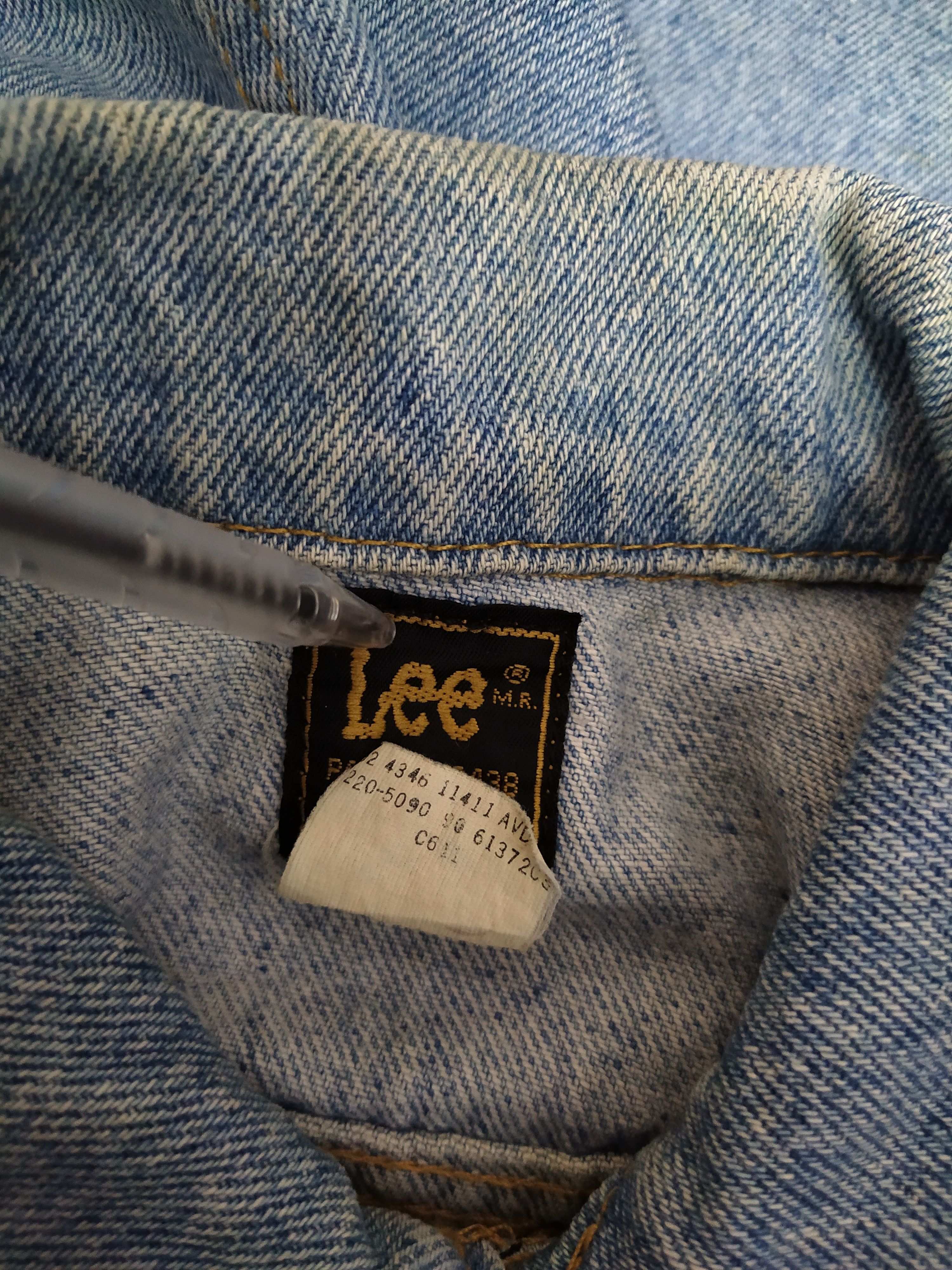 Lee 80/90s LEE USA TRUCKER DENIM (B655) Size US M / EU 48-50 / 2 - 8 Thumbnail