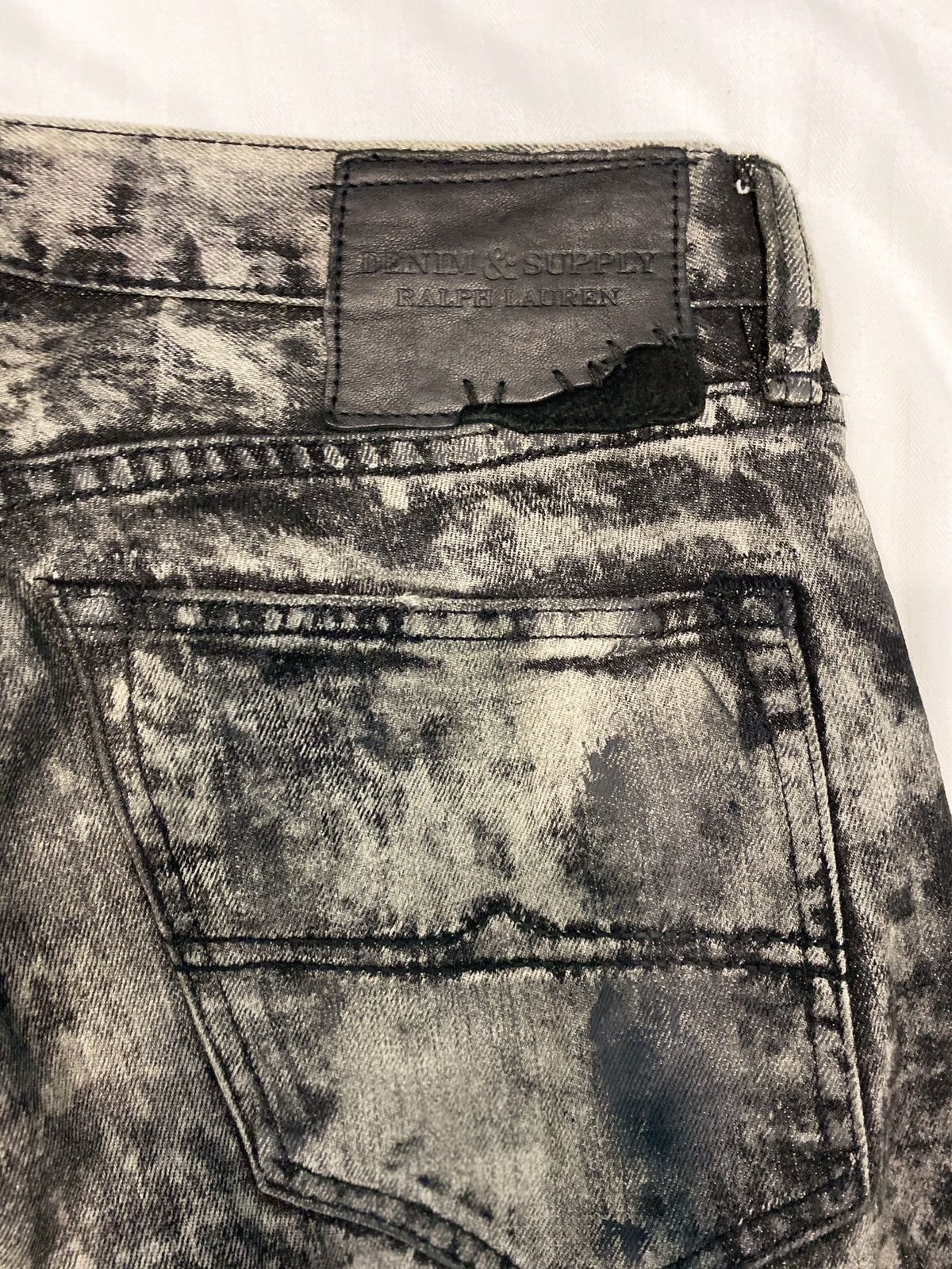 Ralph Lauren RALPH LAUREN DISTRESSED JEANS Size US 32 / EU 48 - 5 Thumbnail