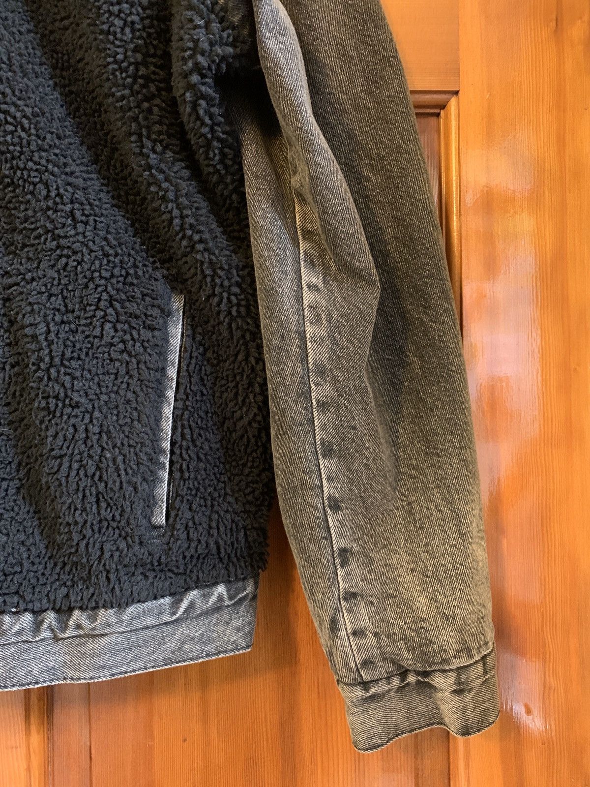 Levi's × Levi's Vintage Clothing *RARE* Brand New Levi’s Premium Reverse Sherpa Jacket - XL Size US XL / EU 56 / 4 - 3 Thumbnail