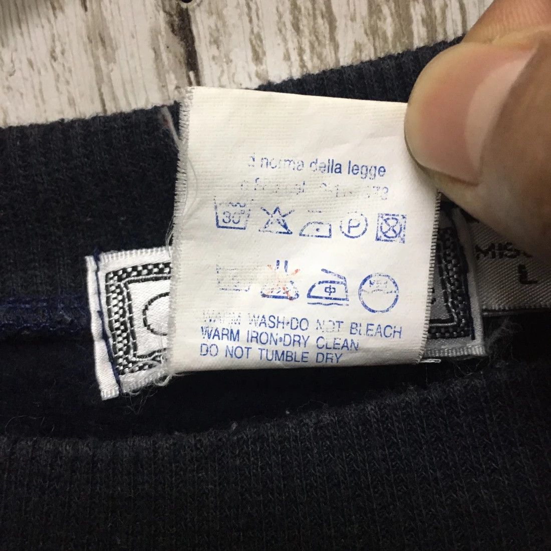 Gianni Valentino Rare Gianni Versace Medusa Embroidery Made In Italy Size US L / EU 52-54 / 3 - 5 Thumbnail