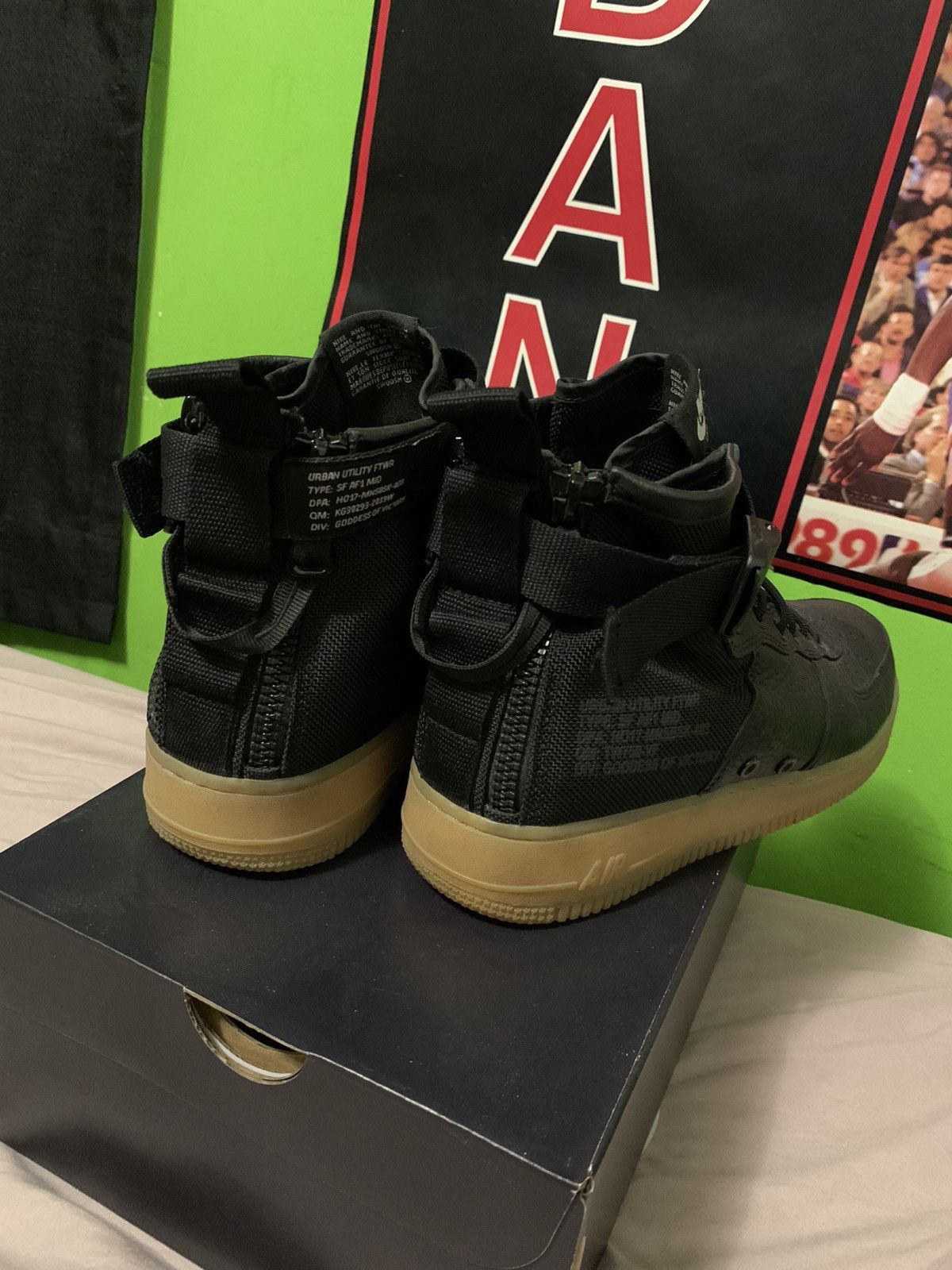 Nike Nike SF Air Force 1 Mid Black-Gum Size US 9 / EU 42 - 5 Thumbnail