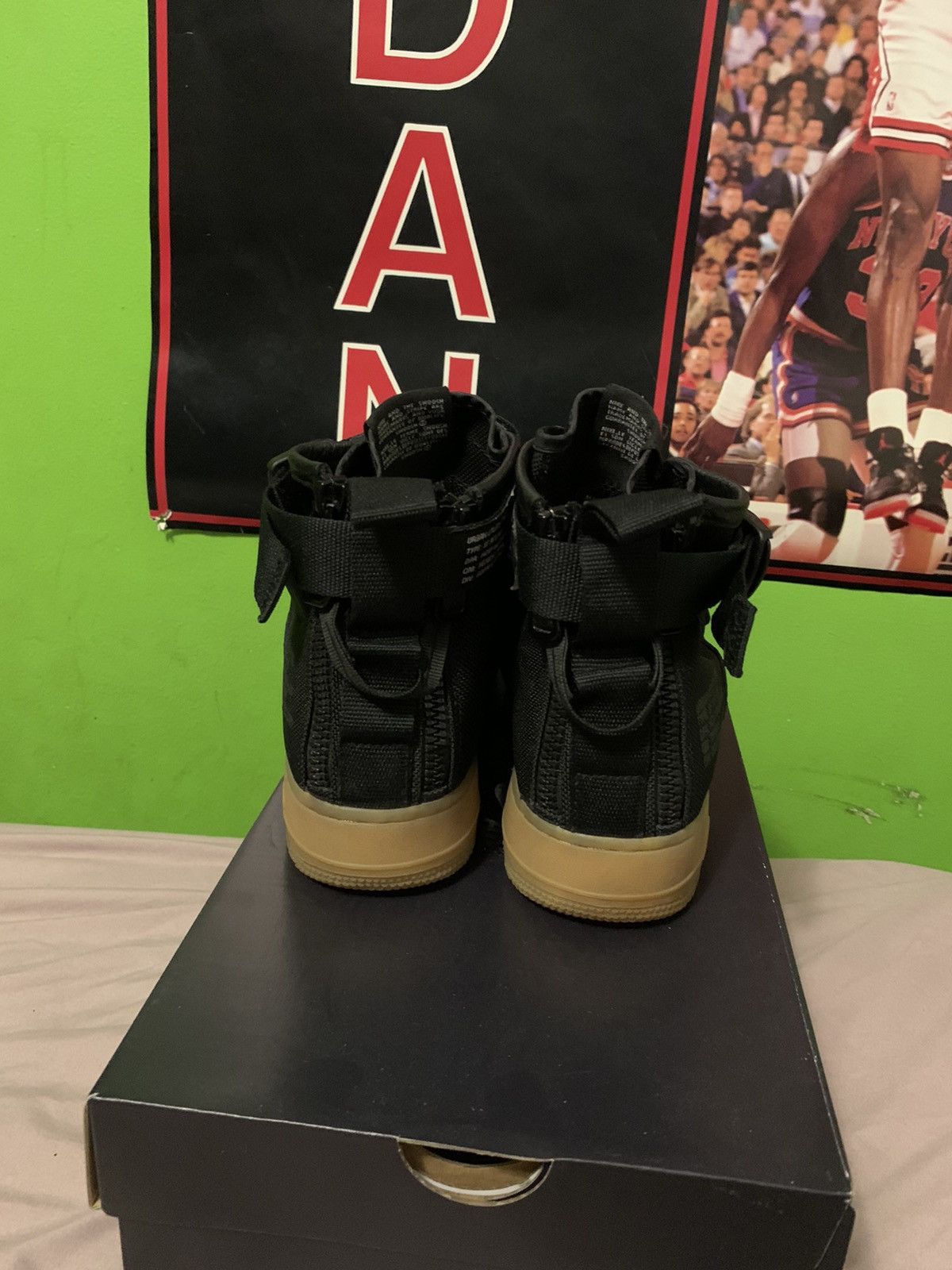 Nike Nike SF Air Force 1 Mid Black-Gum Size US 9 / EU 42 - 3 Thumbnail