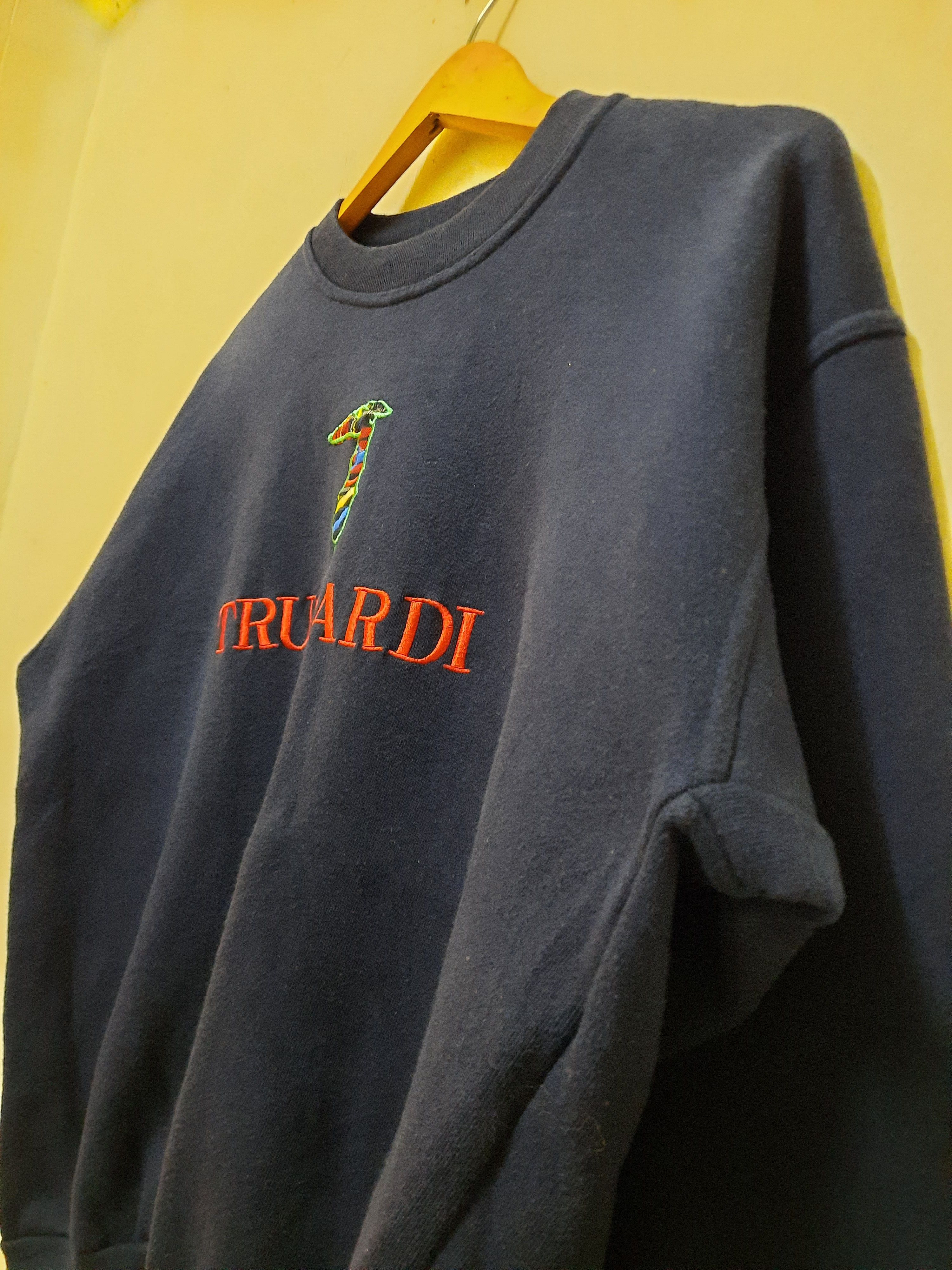 Trussardi VINTAGE TRUSSARDI SWEATSHIRT CROPPED Size US S / EU 44-46 / 1 - 2 Thumbnail