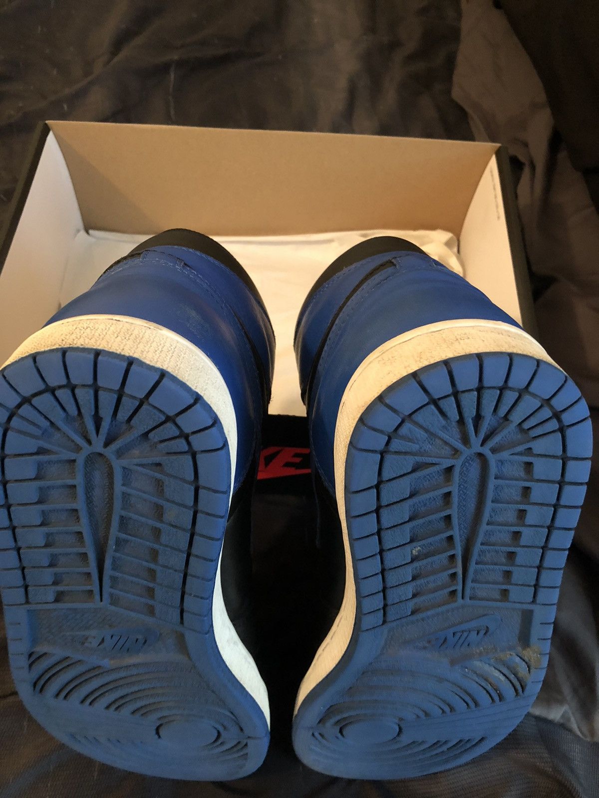 Jordan Brand Air Jordan 1 Retro High OG 2017 Royal Blue Size US 11 / EU 44 - 9 Thumbnail
