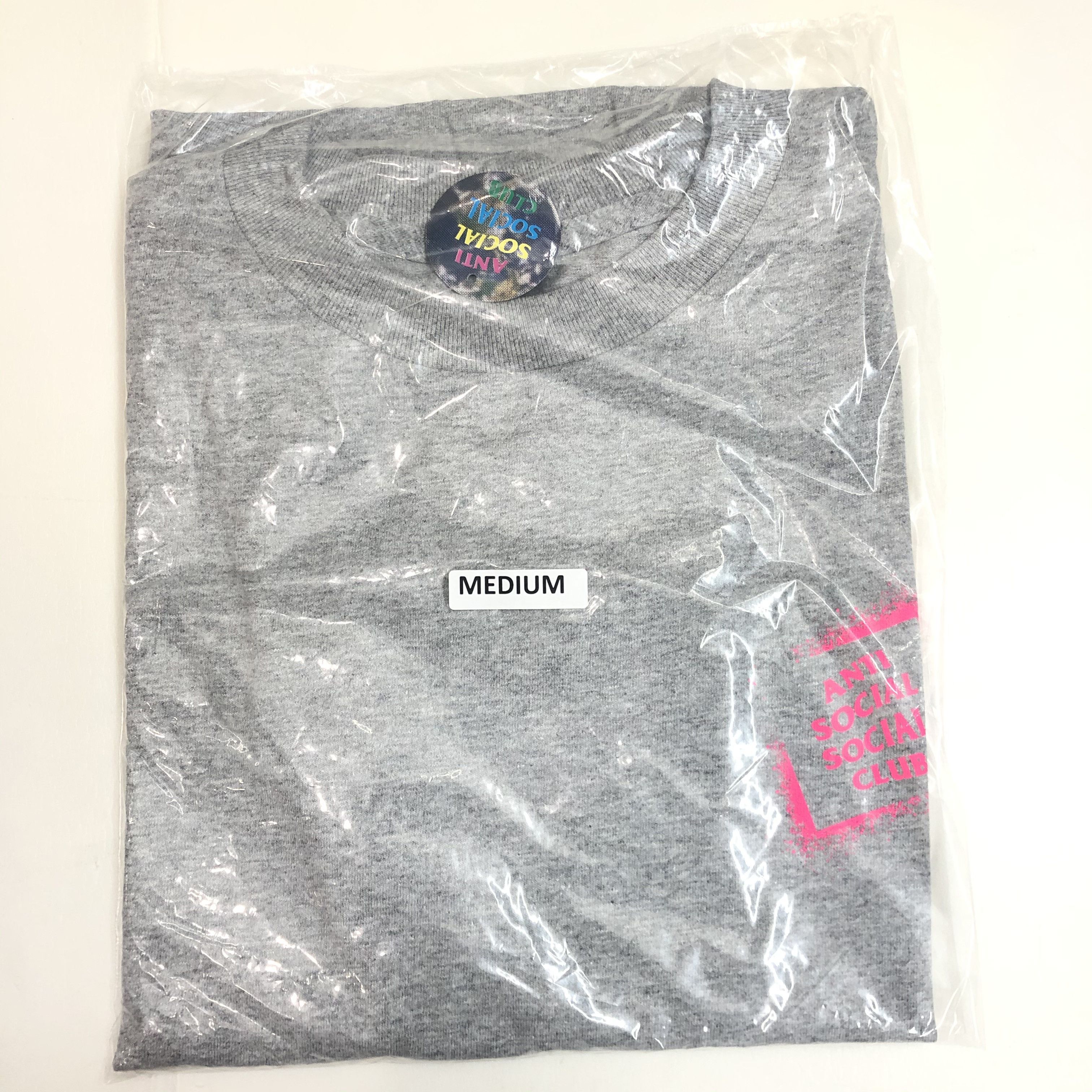 DS Pink ASSC Toy Grey Tee Bape FTP FOG CDG KITH KAWS VLONE