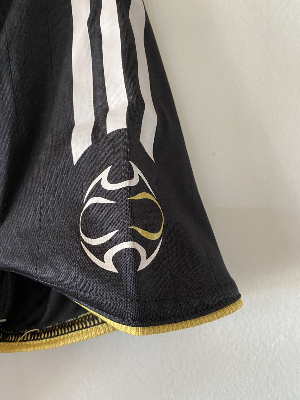 Adidas × Arkitip Magazine × Undefeated Adidas x Undefeated x 