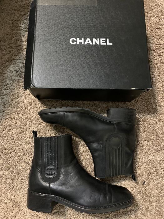 Chanel hot sale pharrell trainers