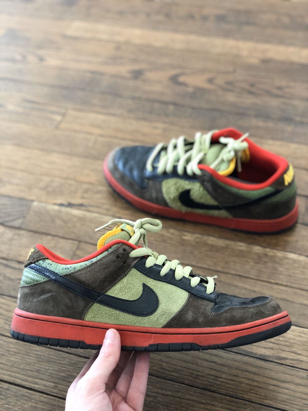 dunk low asparagus
