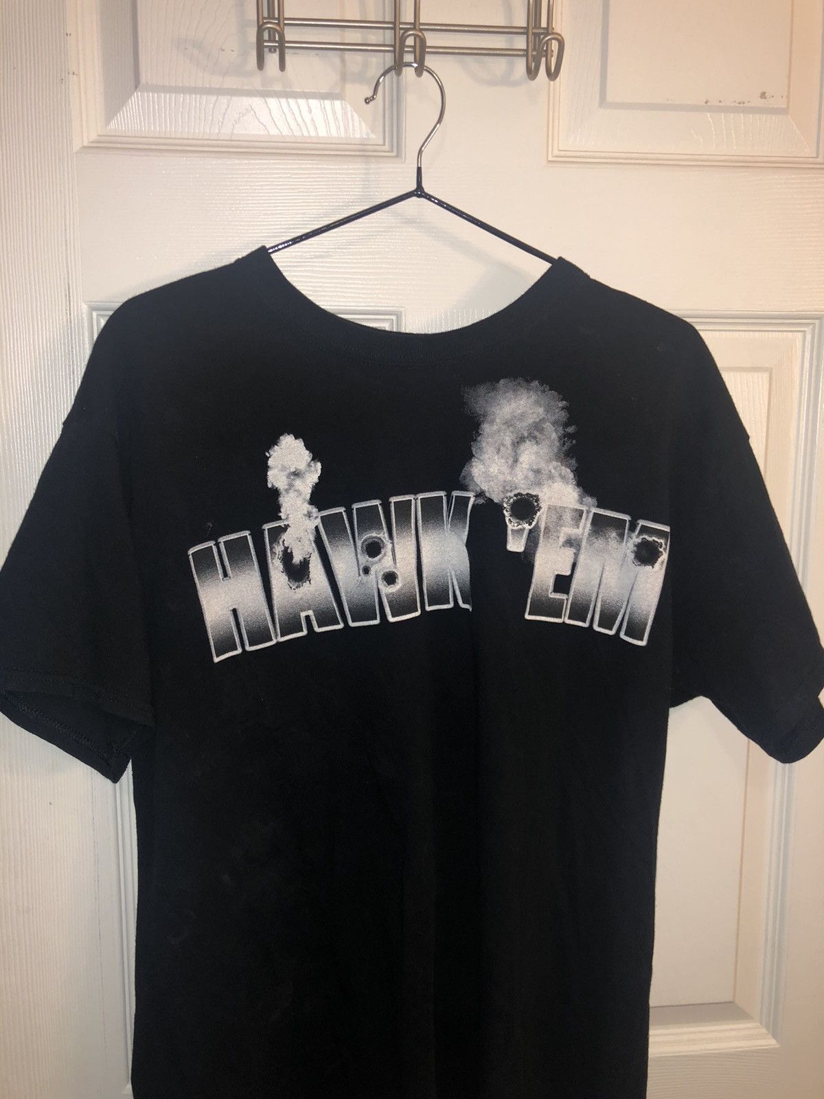 Vlone X Pop Smoke Hawk Em T Shirt Mens Size store Medium White Short Sleeves Crew Neck