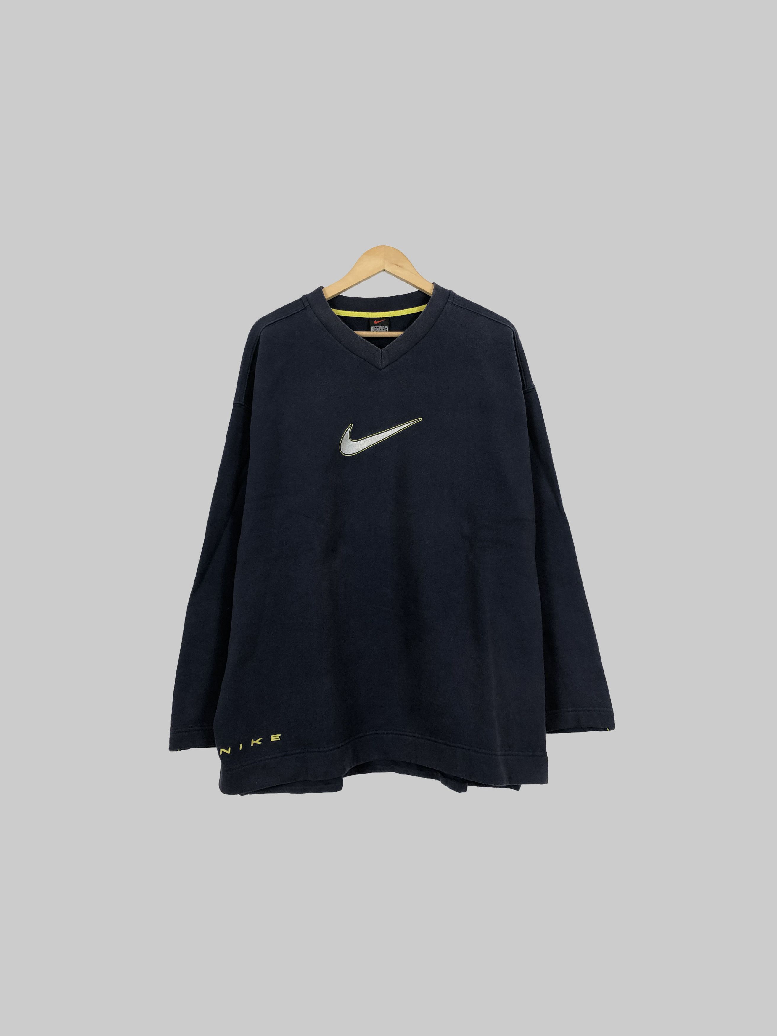 Nike Vintage Nike Center Swoosh Big Logo Size US XL / EU 56 / 4 - 1 Thumbnail