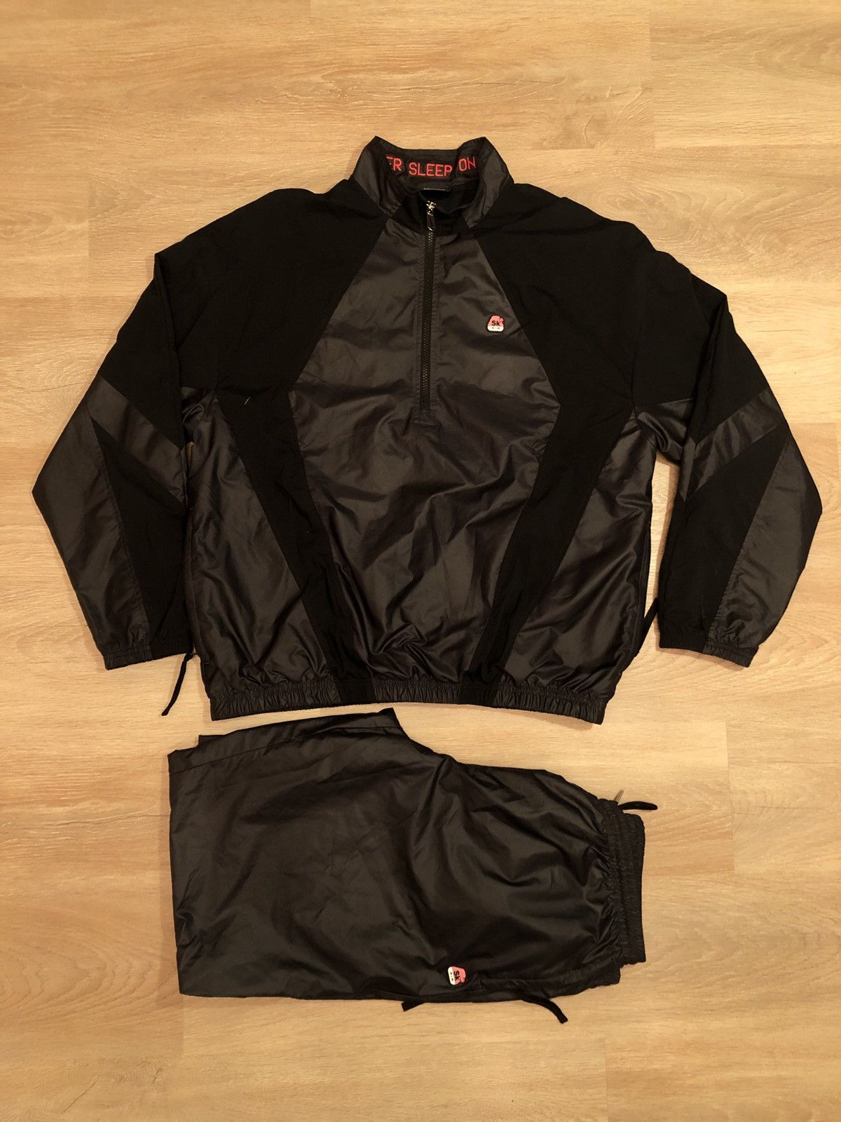 Sk air outlet tracksuit