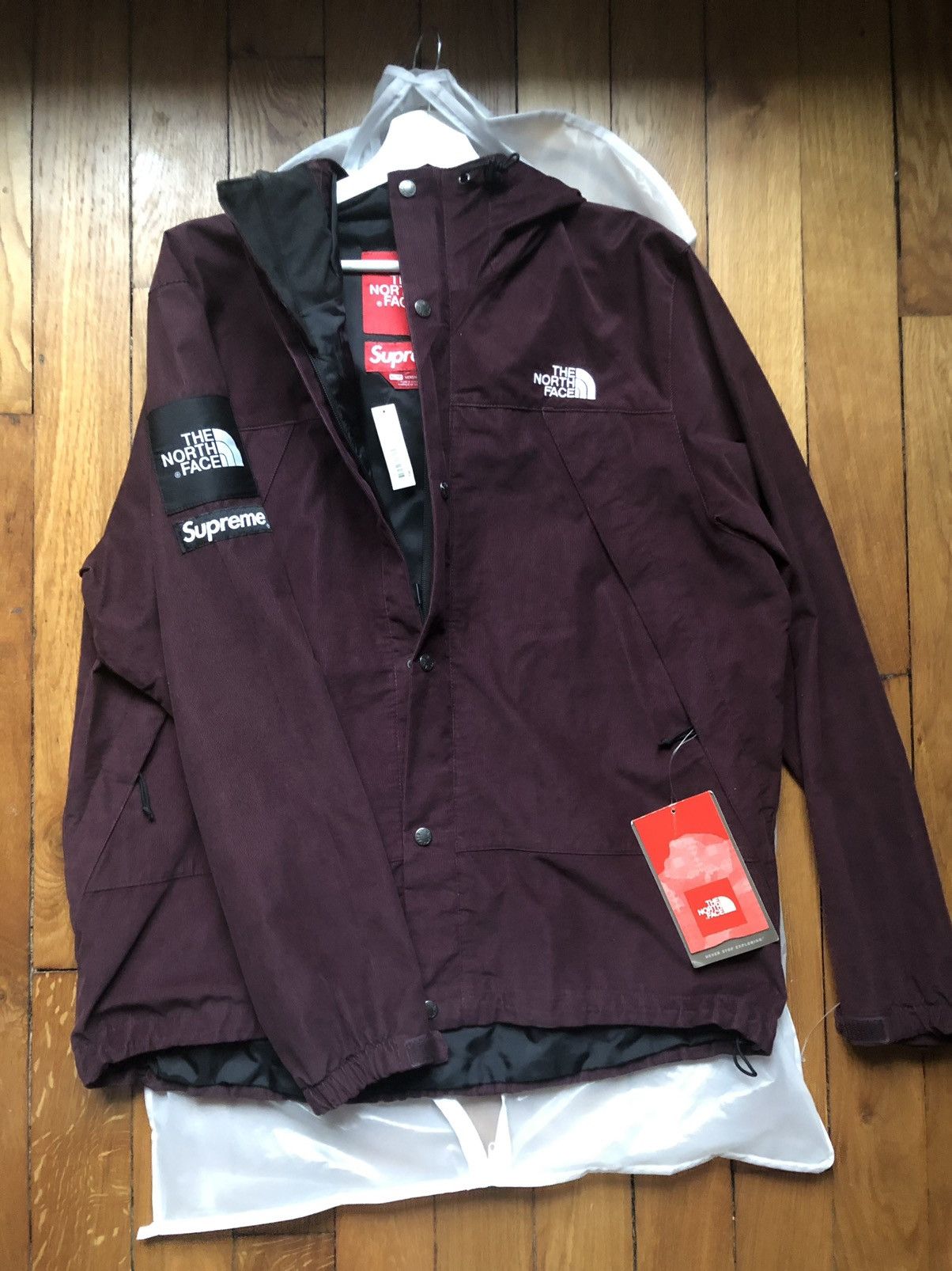 Supreme north store face corduroy jacket