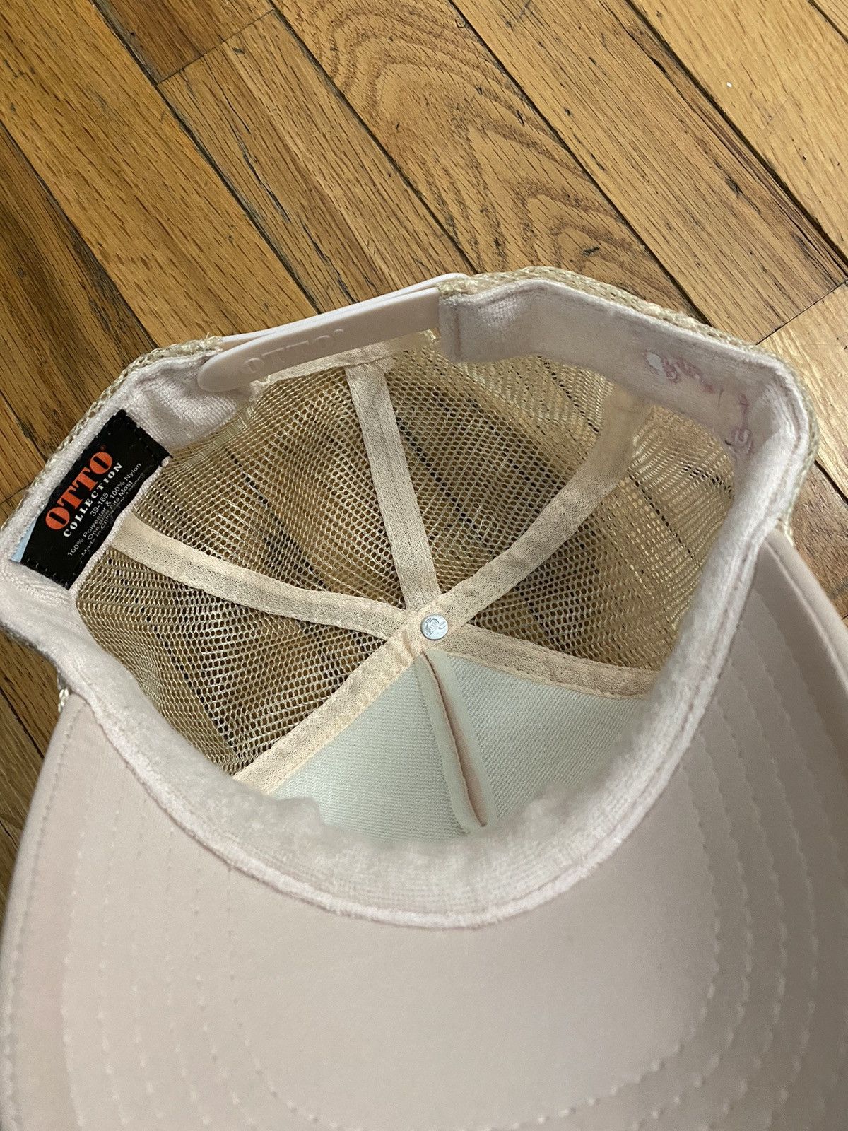 MLB San1Juan Beige/Pink LA Trucker Size ONE SIZE - 3 Thumbnail