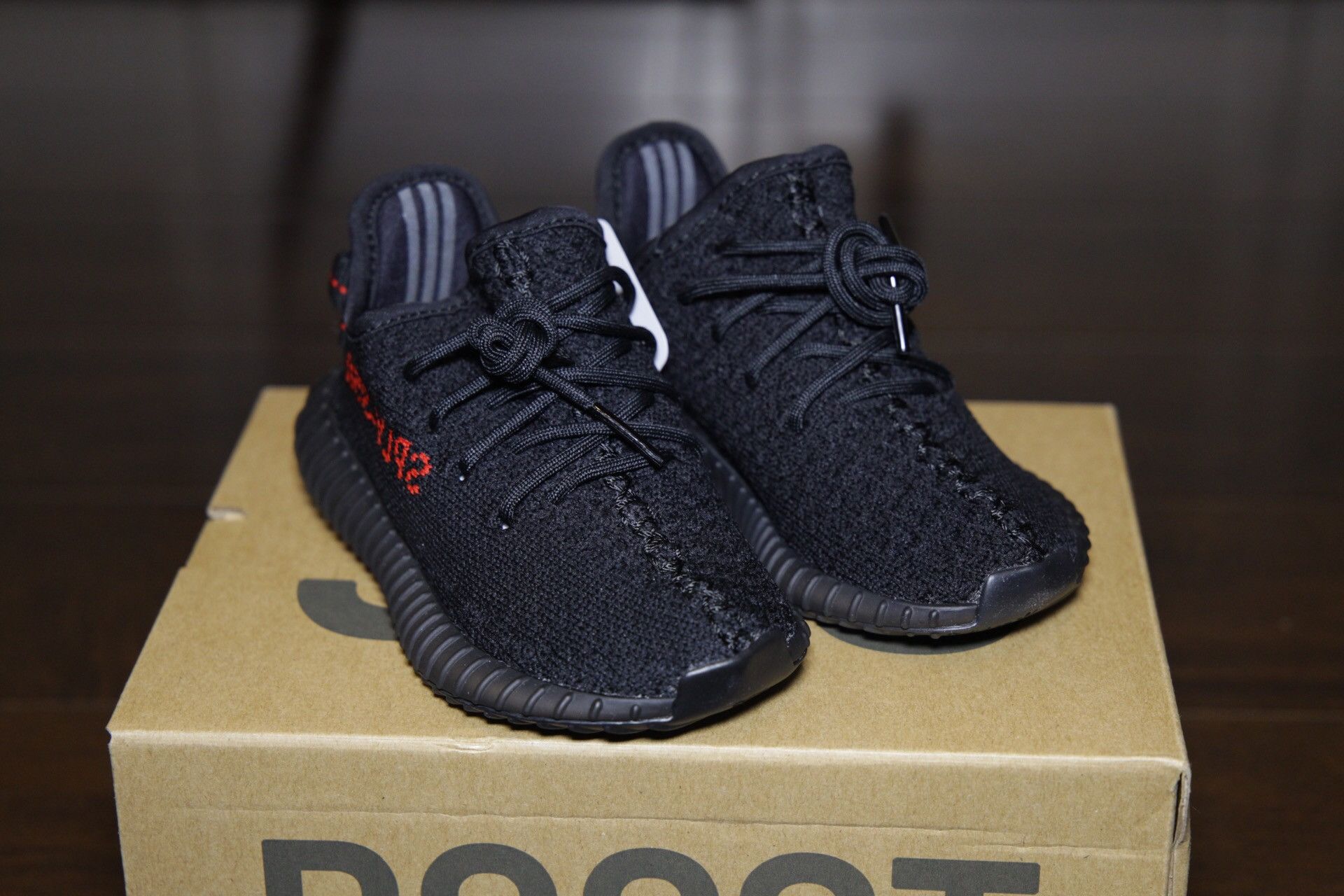 adidas gazelle silver green womens Adidas Yeezy Boost 350 V2 'Bred' main image 0