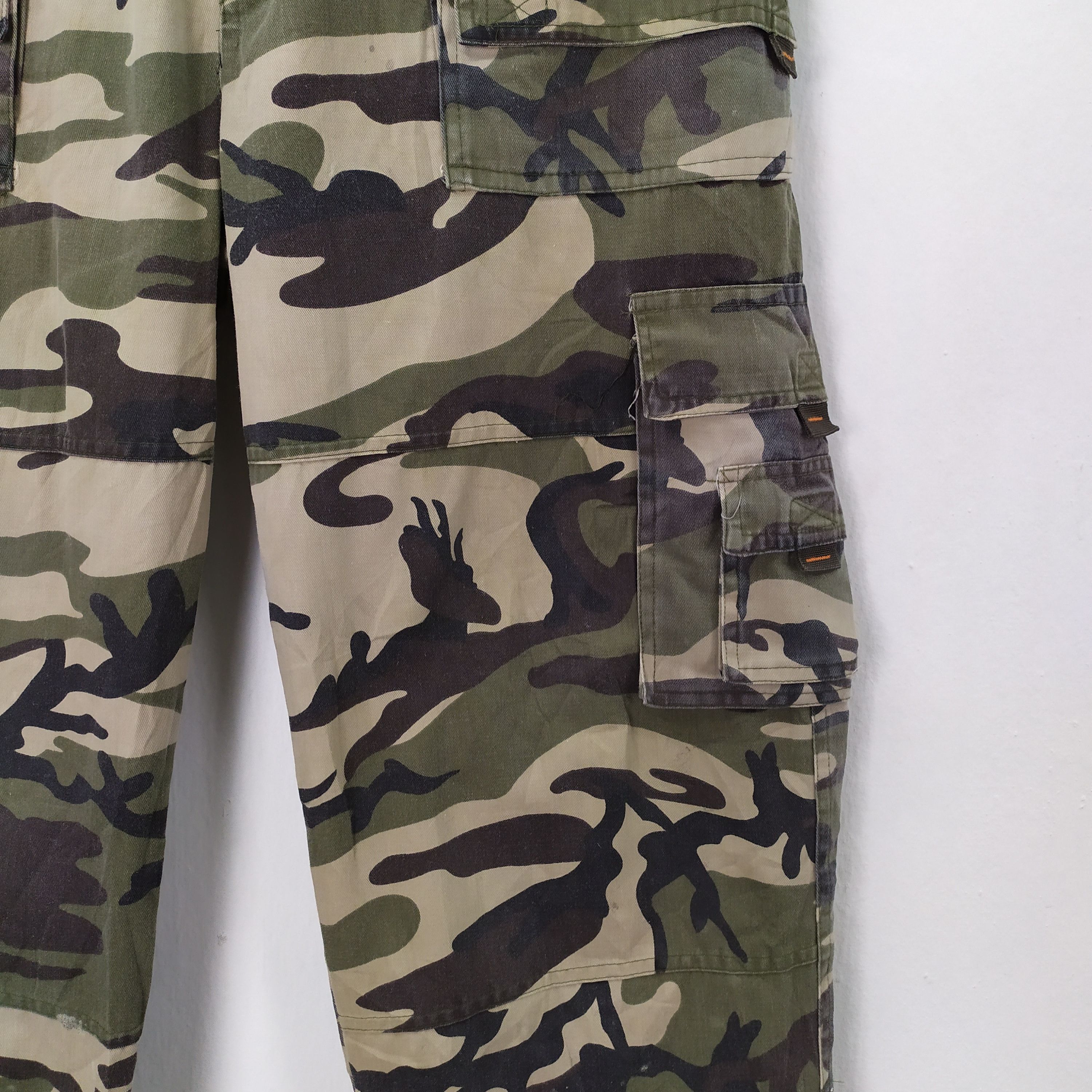 Other LABREA SPORT PARIS CAMO CARGO PANTS Size US 32 / EU 48 - 8 Thumbnail
