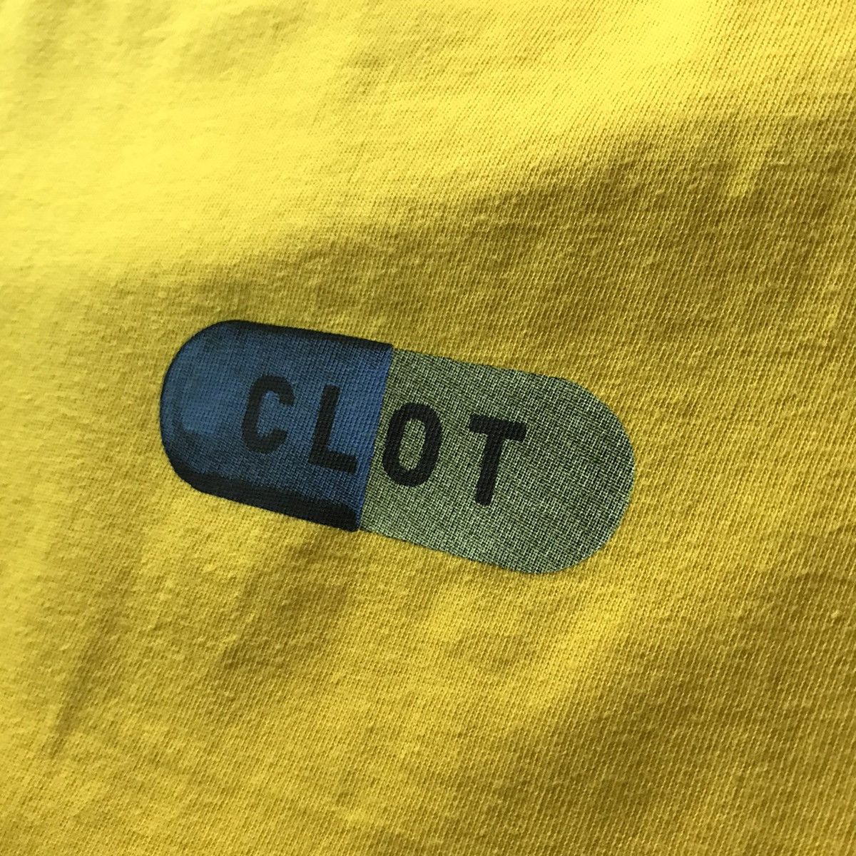 CLOT CLOT APPAREL PILL T SHIRT Size US XL / EU 56 / 4 - 4 Thumbnail