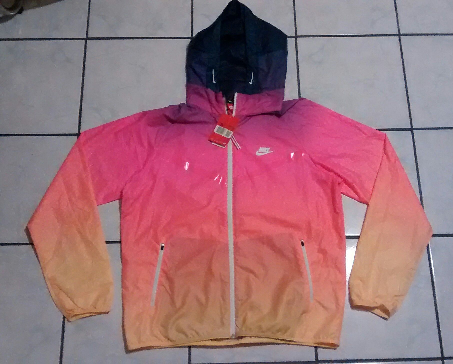 Nike NWT Sunset Windrunner Grailed