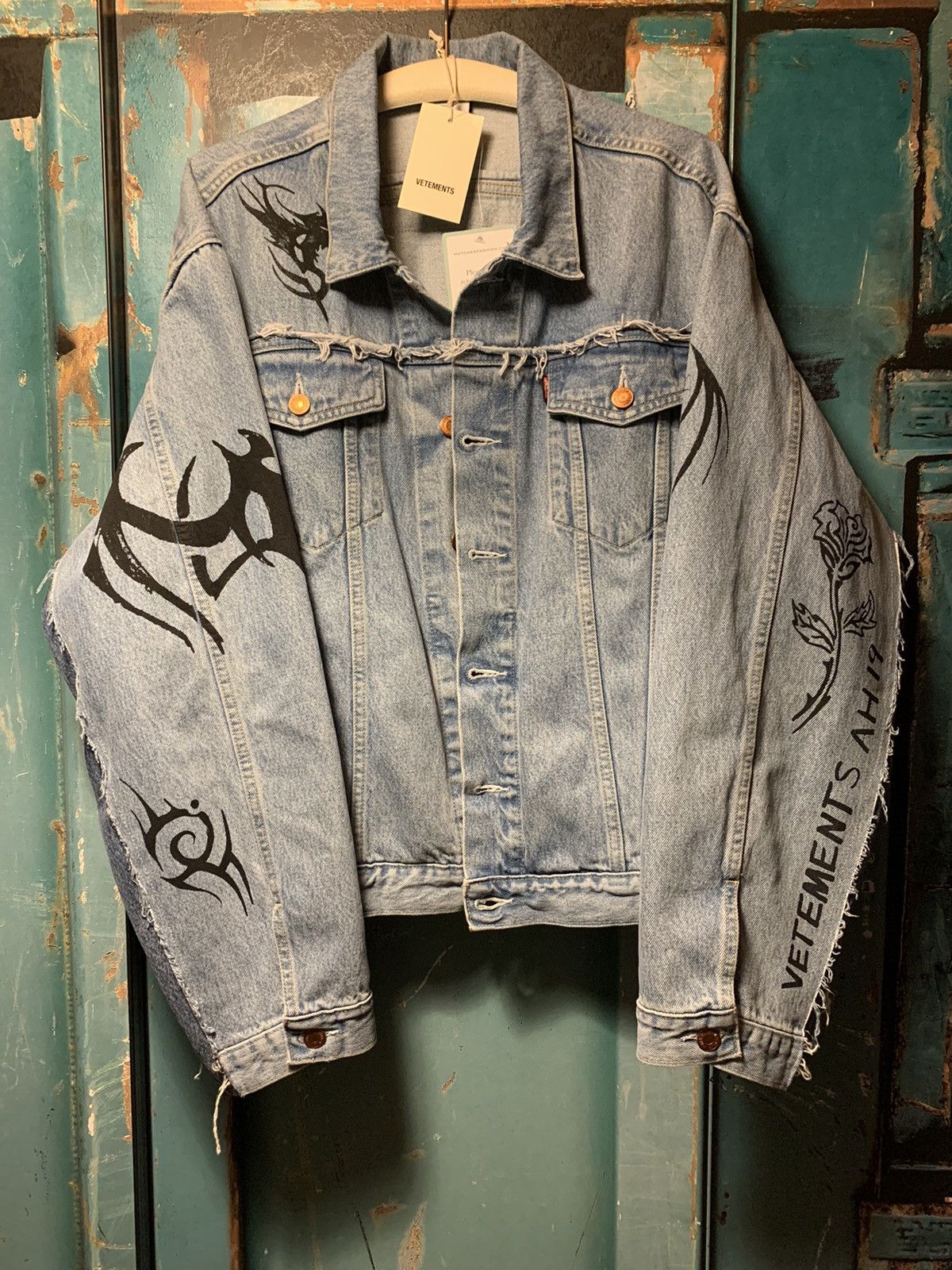 Levi's × Vetements Vetements x Levi's Tribal-print Oversized Denim