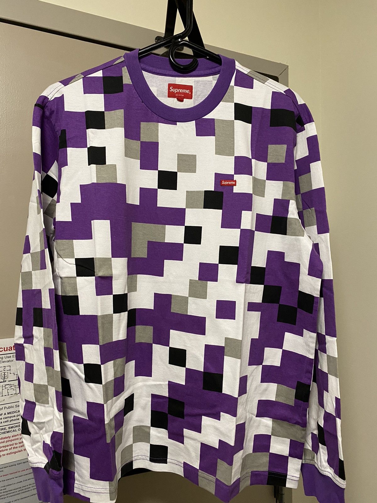 Supreme Supreme Small Box Logo L/S Tee Purple Digi Camo Small